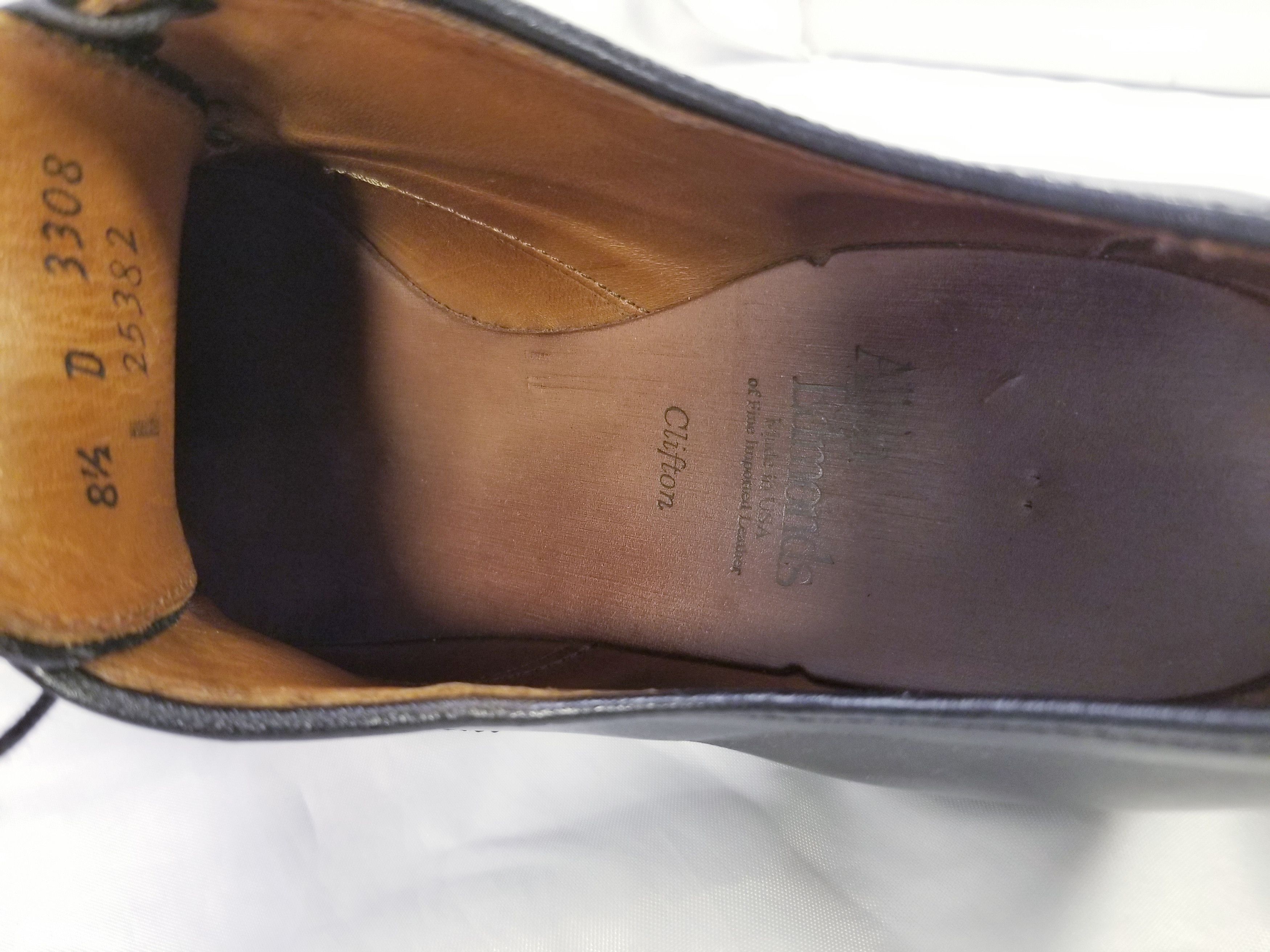Allen Edmonds CLIFTON CAPTOE DRESS SHOES Size US 8.5 / EU 41-42 - 8 Thumbnail