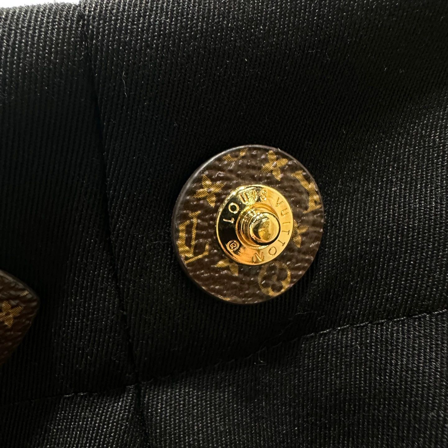 Louis Vuitton Louis Vuitton Monogram Wool Trousers Gold Hardware 34 Size 25" / US 0 / IT 36 - 7 Thumbnail
