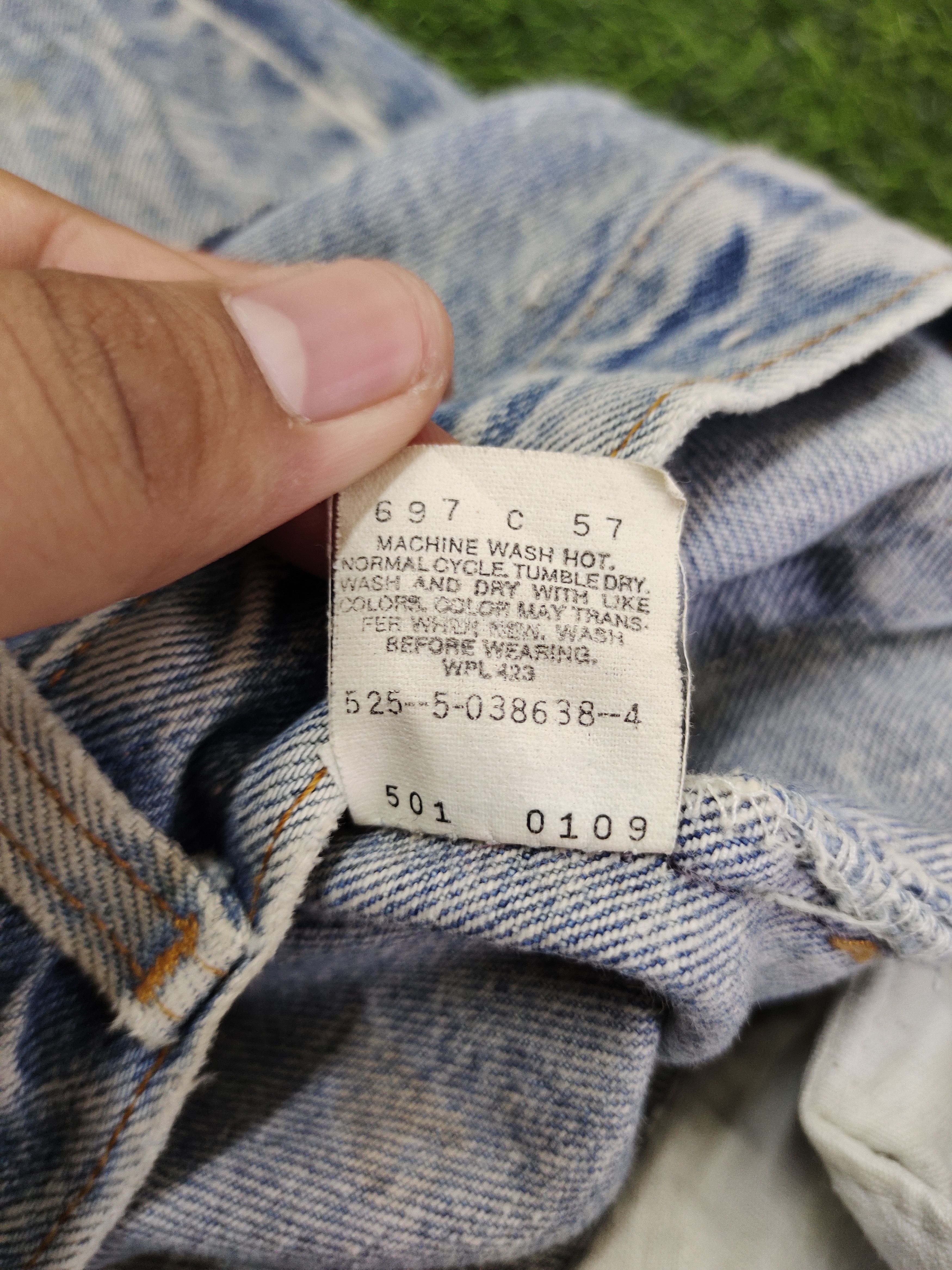 Levi's Size 31x32.5 Vintage 90s Levis 501 Acid Wash Jean Distressed Size US 31 - 17 Thumbnail