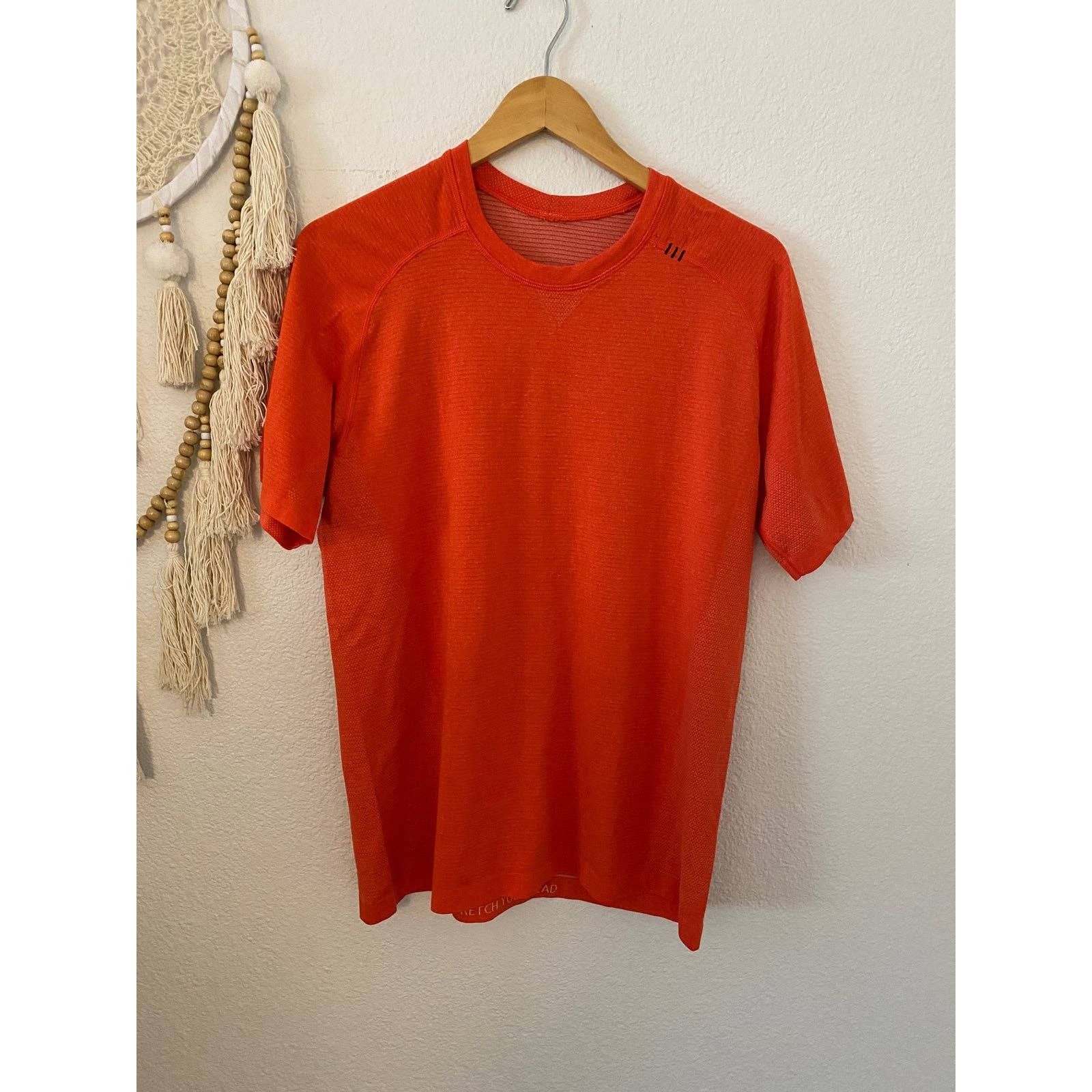 Lululemon Men’s Lululemon top Size US M / EU 48-50 / 2 - 1 Thumbnail
