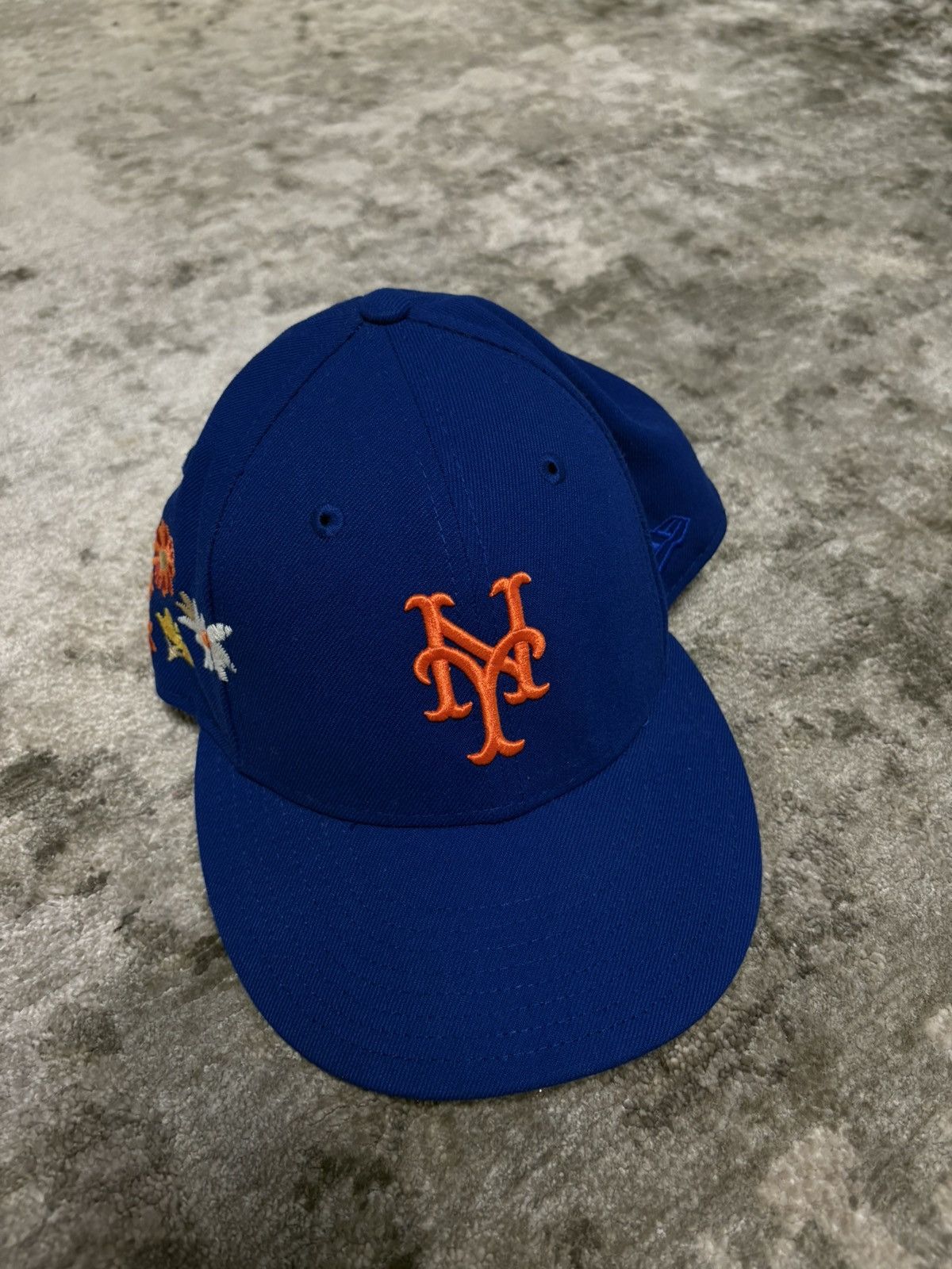 Kith × New Era Kith & New Era For Mets Floral 59Fifty Low Profile 'Current' Size ONE SIZE - 5 Thumbnail