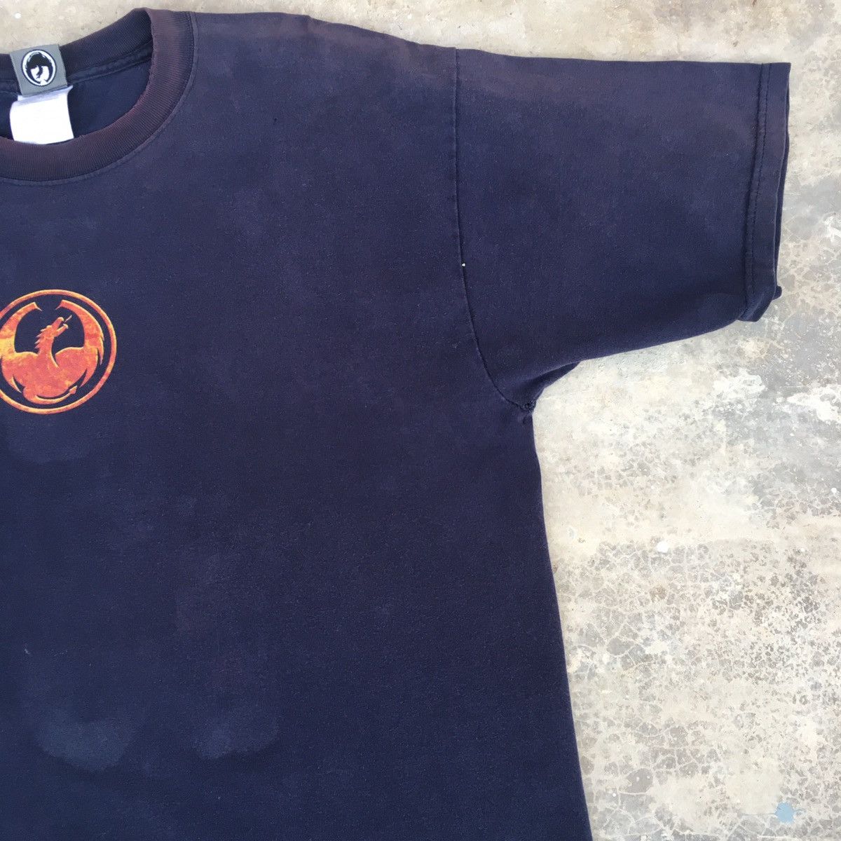Vintage Vintage Back-hit Dragon Faded Tee Size US XL / EU 56 / 4 - 6 Thumbnail