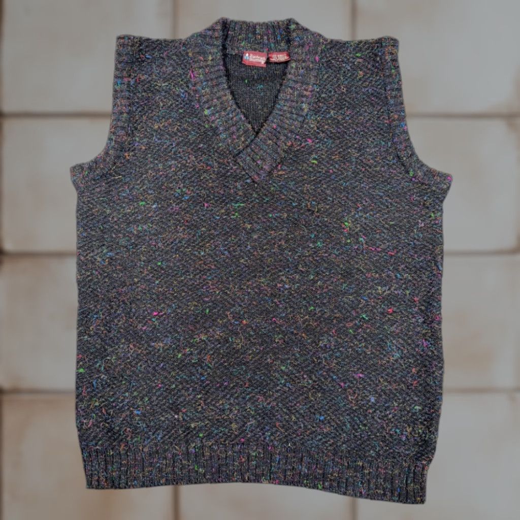 Vintage VINTAGE Bachrach Sweater Vest Shirt Adult MEDIUM Black Confetti Knit Wool Blend 80s Men Sleeveless V-Neck 21x26 Mens Size US M / EU 48-50 / 2 - 1 Thumbnail