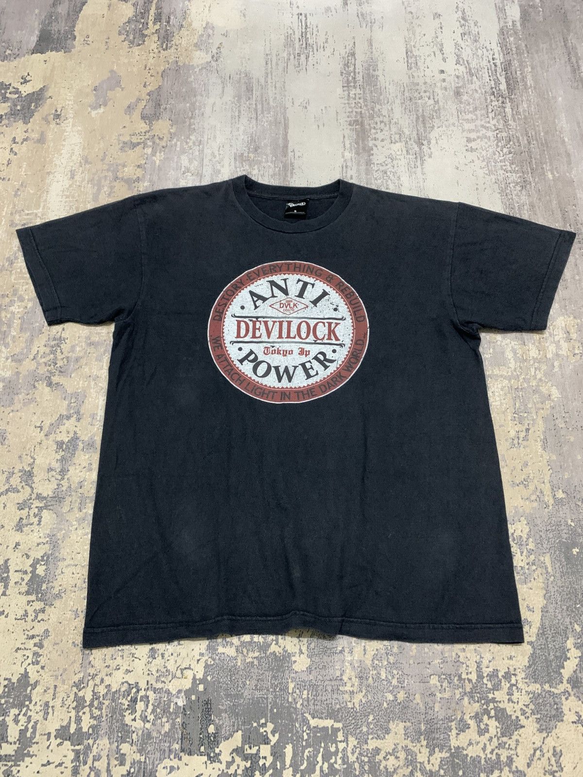 Devilock Anti Power Back Hit Tee