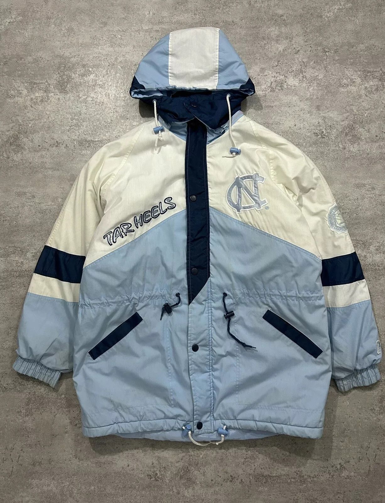 NCAA × Vintage UNC NORTH CAROLINA TAR HEELS PRO PLAYER PUFFER SPELL OUT Size US L / EU 52-54 / 3 - 2 Thumbnail