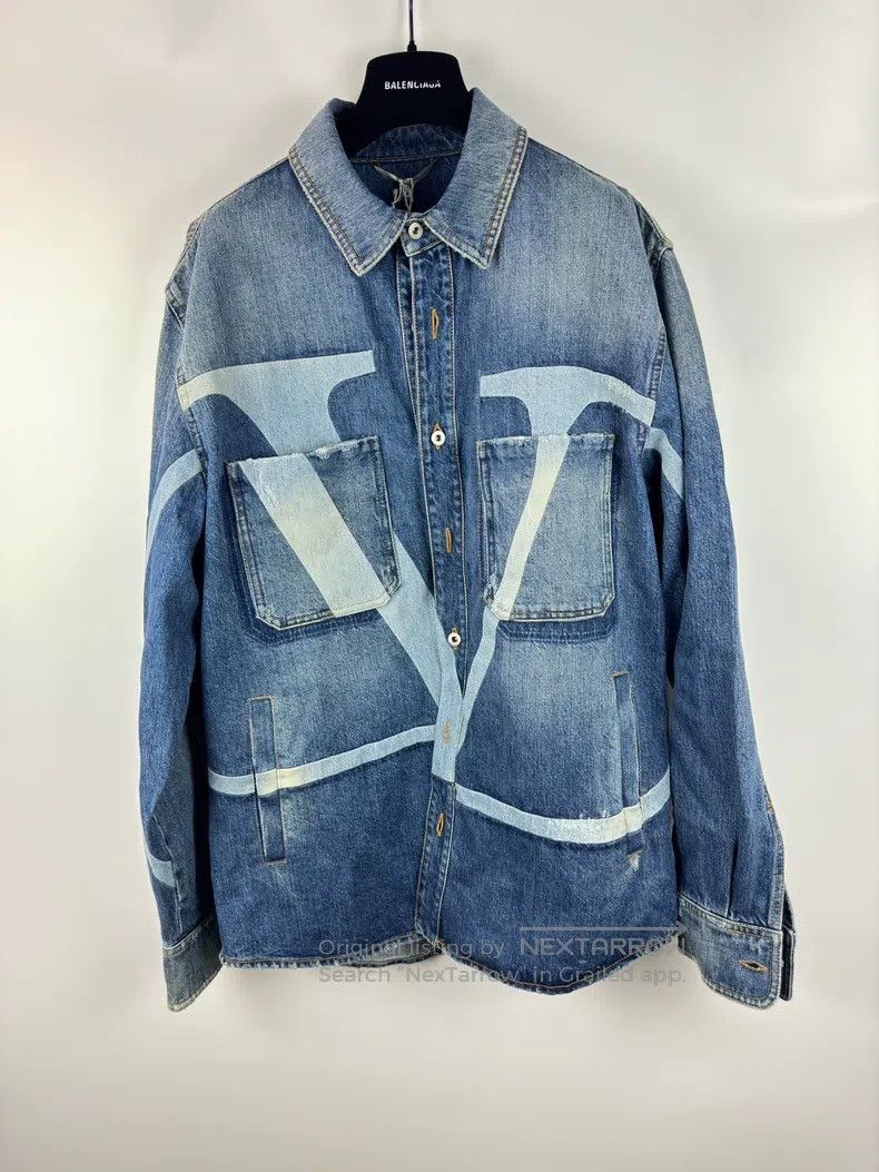 Valentino Valentino Embroidered patch logo denim shirt jacket Size US M / EU 48-50 / 2 - 1 Thumbnail