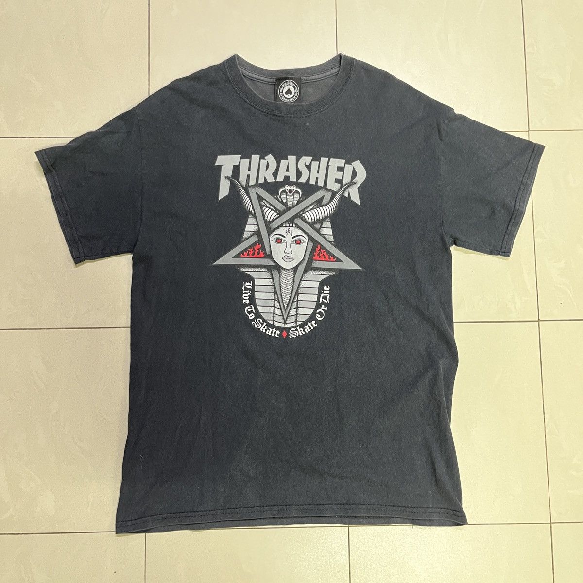 Thrasher Vintage Thrasher 666 T Shirt Size US S / EU 44-46 / 1 - 2 Thumbnail