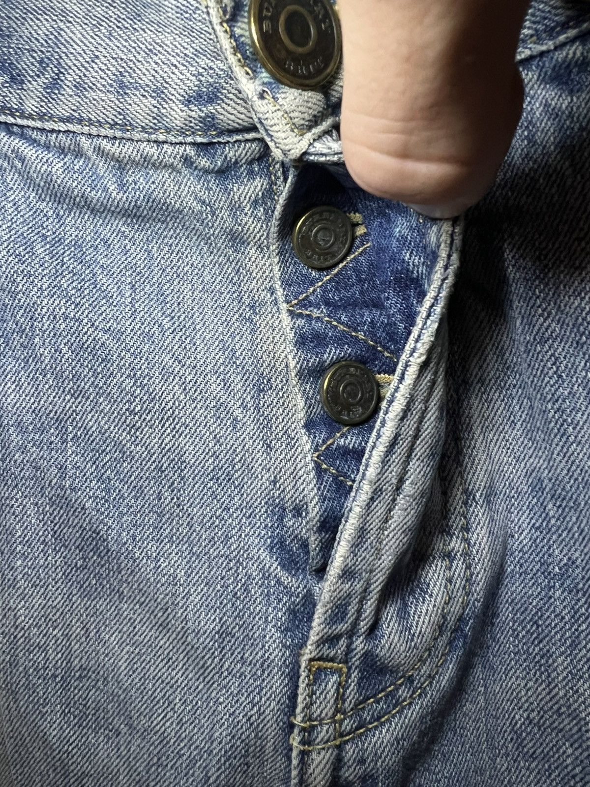 Burberry Vintage Burberry Brit slim faded jeans Size US 34 / EU 50 - 10 Thumbnail