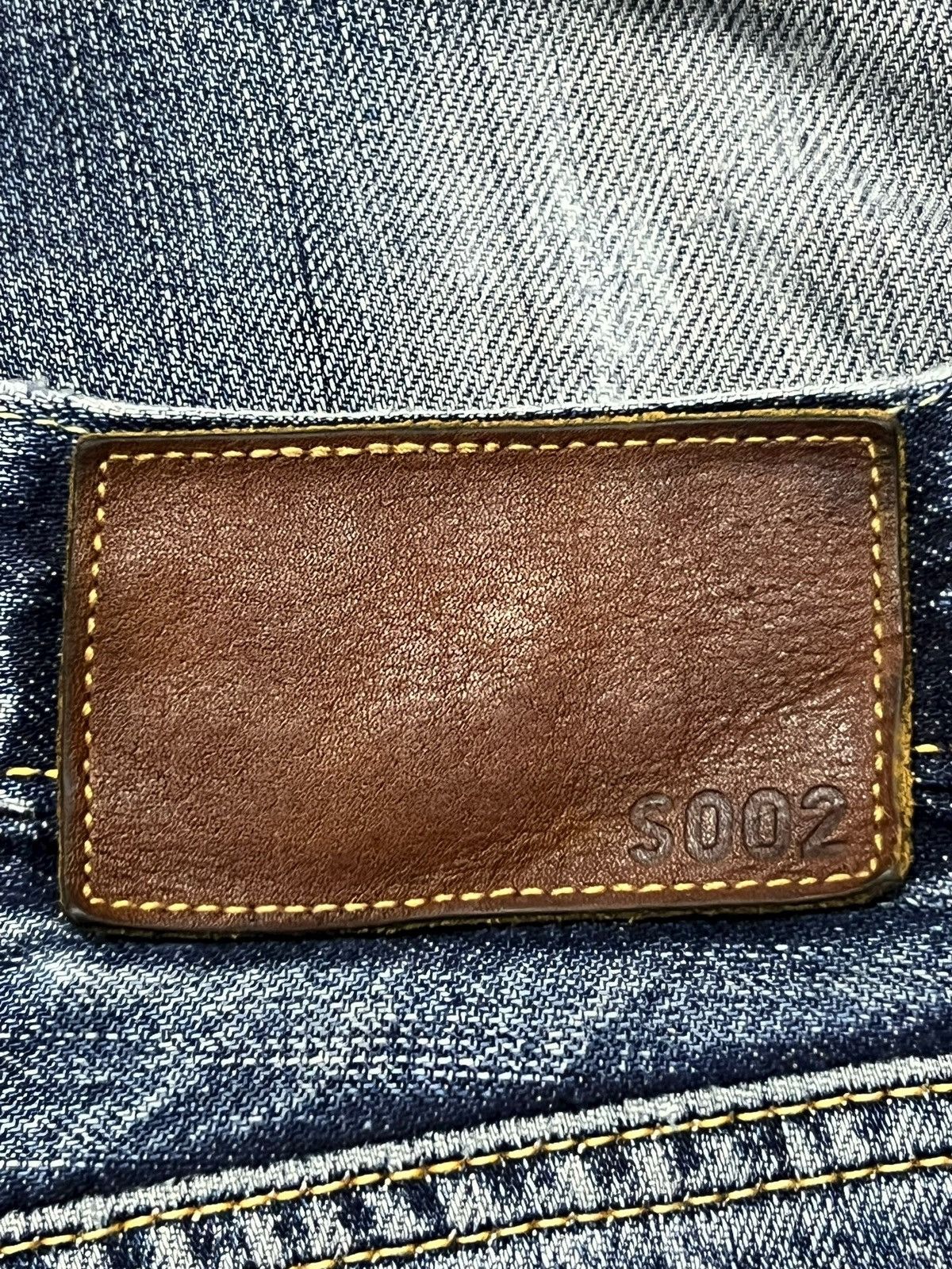 Uniqlo Vintage Uniqlo UJ - Faded Wash, Distressed Denim Size US 31 - 12 Thumbnail