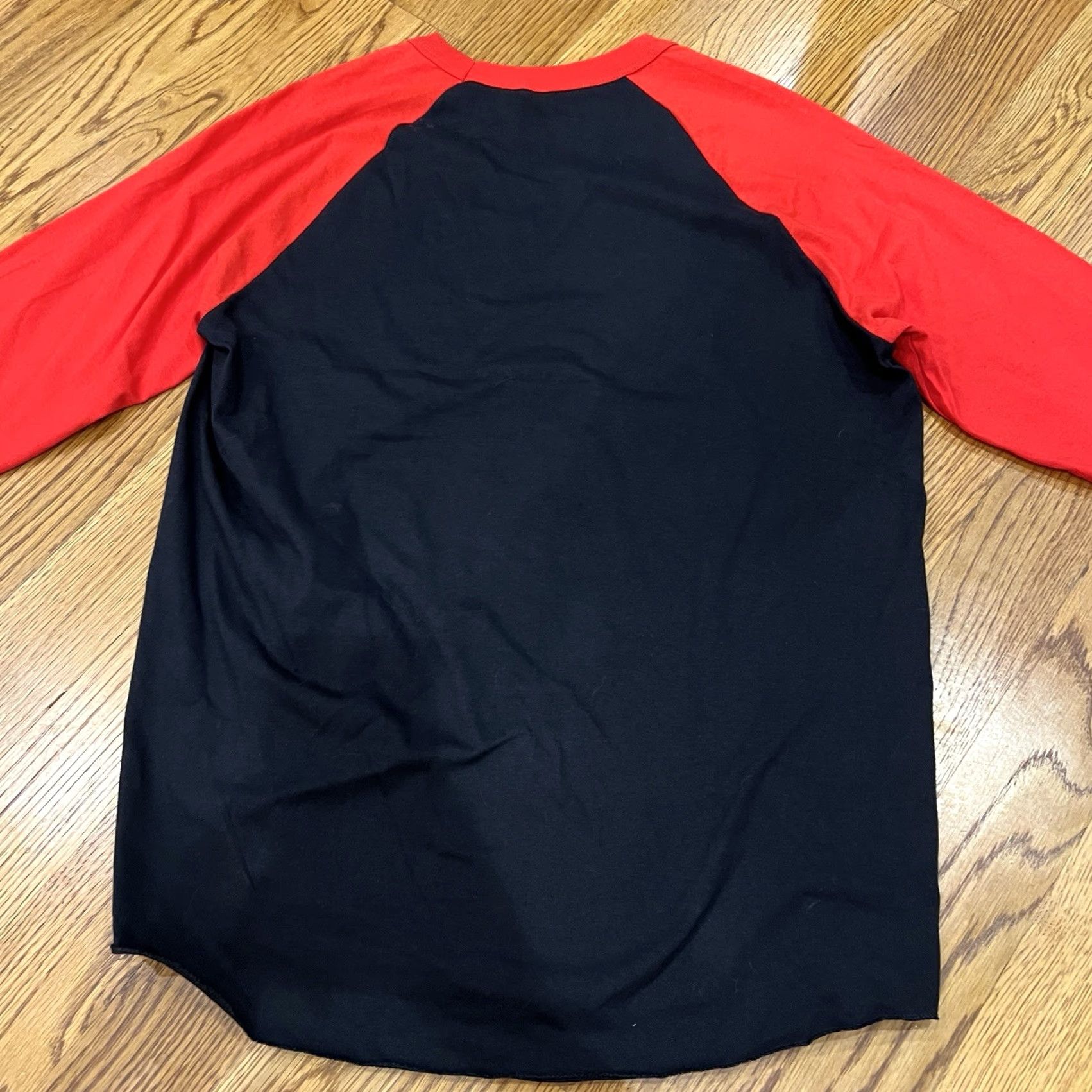 Quiksilver VINTAGE Quiksilver Shirt Adult XL 3/4 Sleeve Crew Neck Black Red Logo Surf California Hawaii 70s Mens Size US XL / EU 56 / 4 - 6 Thumbnail