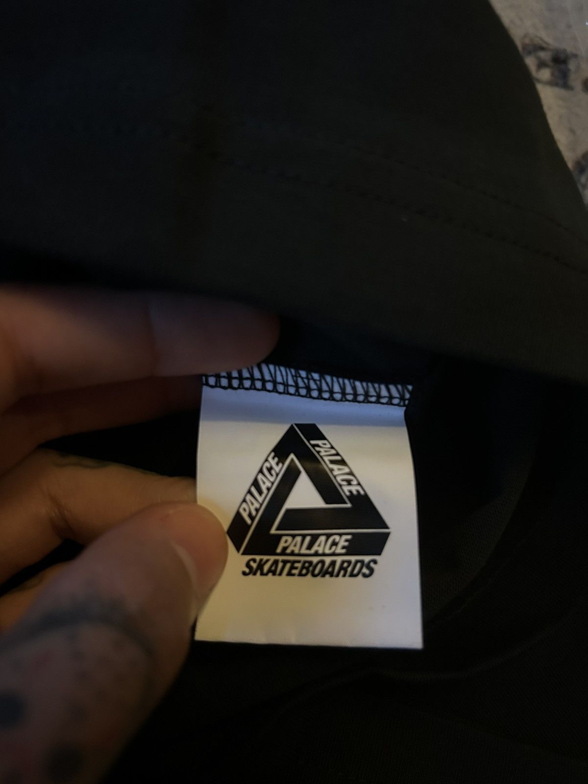 Palace Palace Tri Flag Shirt size Large Size US L / EU 52-54 / 3 - 6 Thumbnail