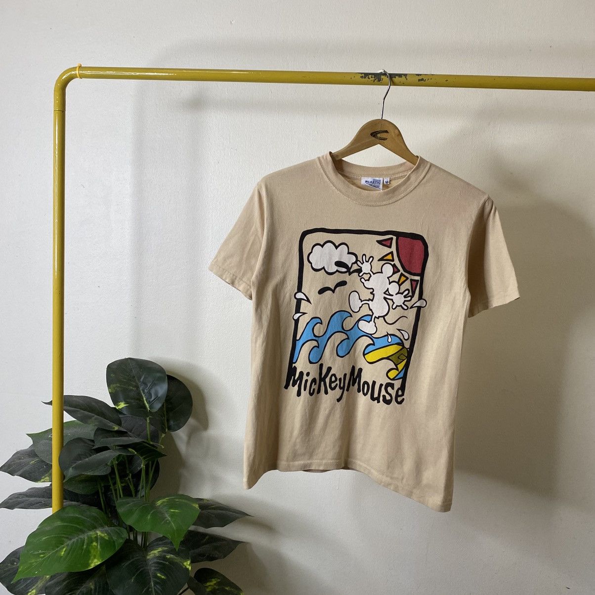 Mickey Mouse Vintage 90s Mickey Mouse Plastic Toys Promo T Shirt Size US S / EU 44-46 / 1 - 1 Thumbnail