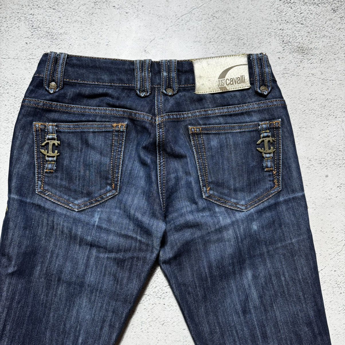 Just Cavalli just cavalli boot cut jeans with big metal logo luxury Size 27" / US 4 / IT 40 - 2 Thumbnail