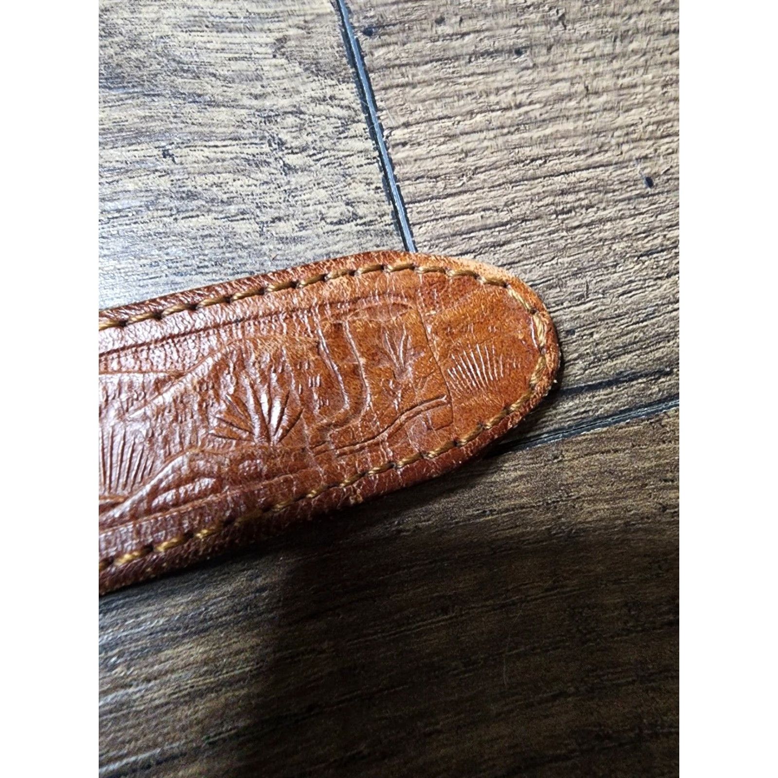 Vintage Frederic Remington Art Museum The Broncho Buster Belt Buckle Size 26 Leather Silver Cowboy & Western Vintage Original Mens/Unisex Size ONE SIZE - 3 Thumbnail