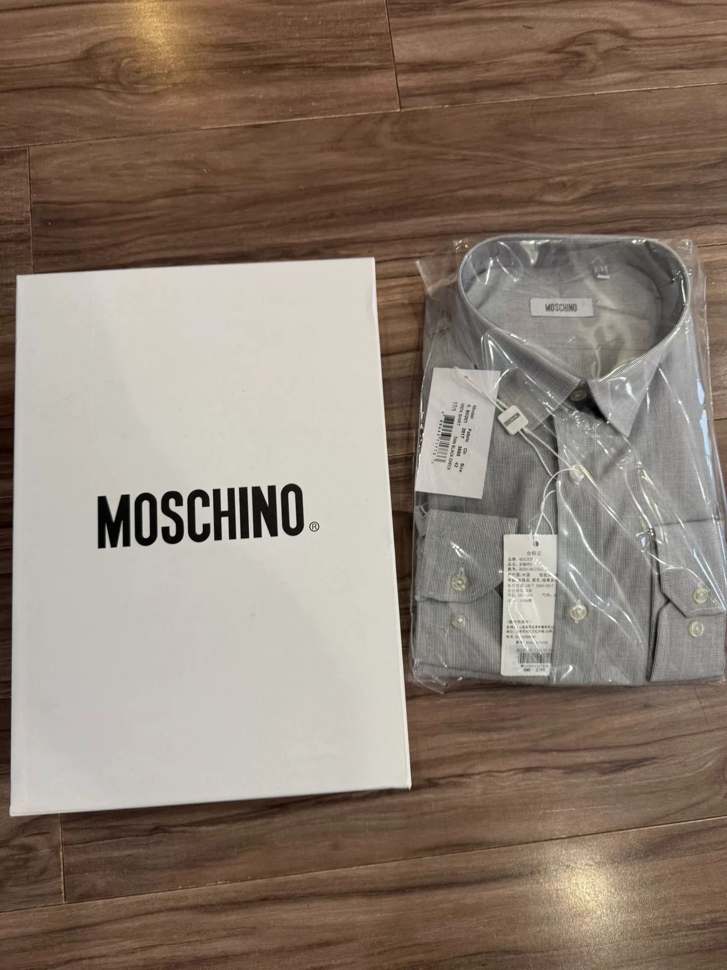 Moschino Moschino Men's Shirt Size US XS / EU 42 / 0 - 1 Thumbnail