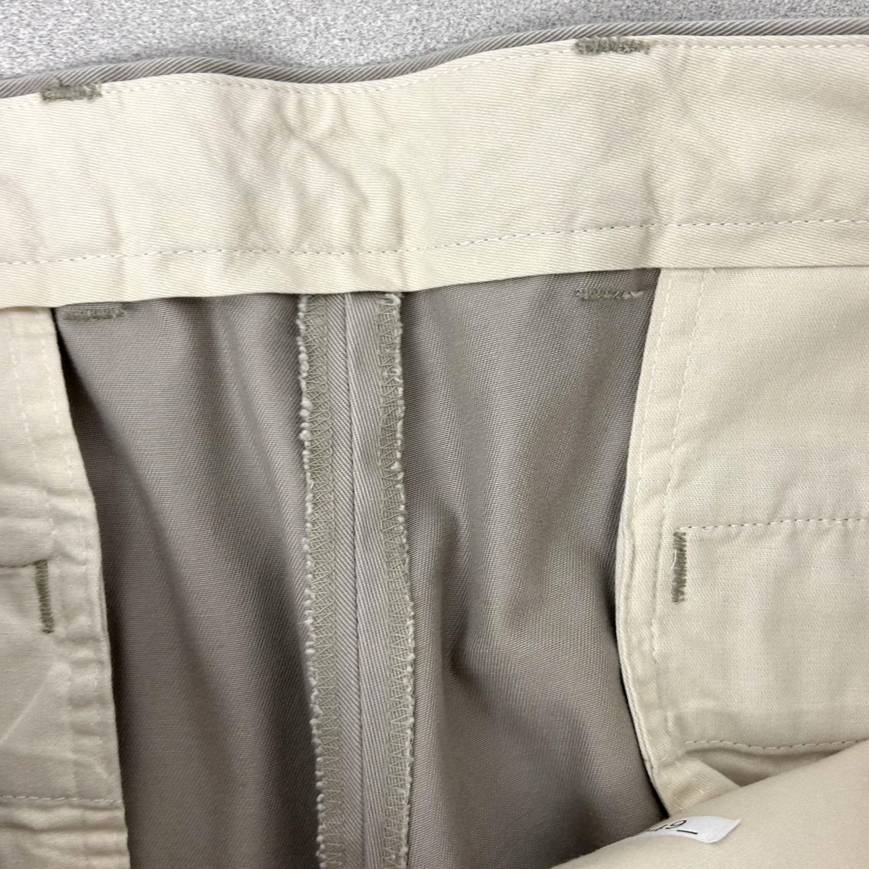 Brooks Brothers Brooks Brothers Clark Fit Advantage Chino Pants Mens 38x30 Flat Front Khaki Beige via 100% Cotton Regular Clubwear Business Casual Size US 38 / EU 54 - 6 Thumbnail
