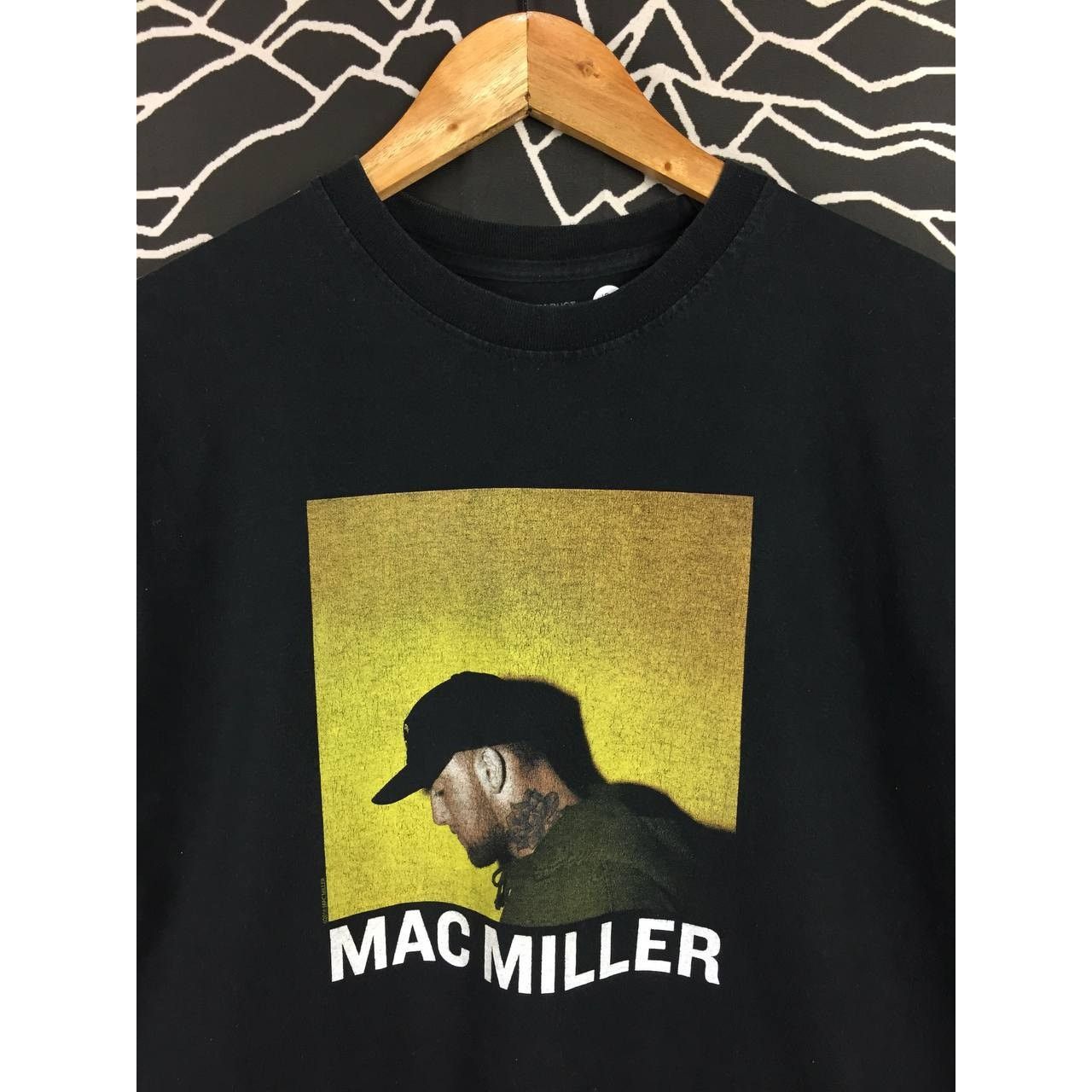 Band Tees Mac Miller 2018 Side Profile Graphic Hip Hop Rap Tees Size US M / EU 48-50 / 2 - 3 Thumbnail