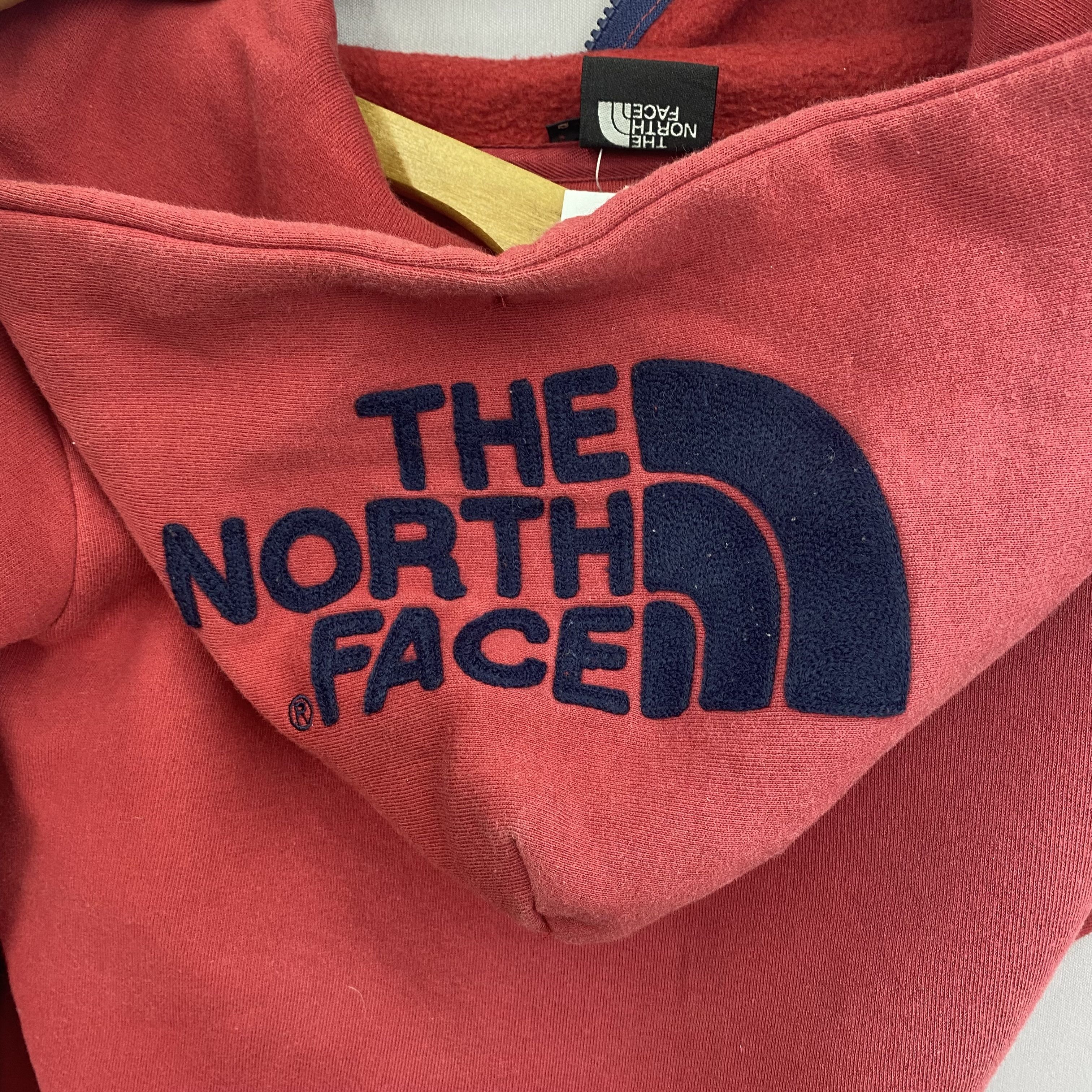 The North Face Vintage The North Face Sweater Y2K Style Hoodie Sweatshirt Size US S / EU 44-46 / 1 - 5 Thumbnail