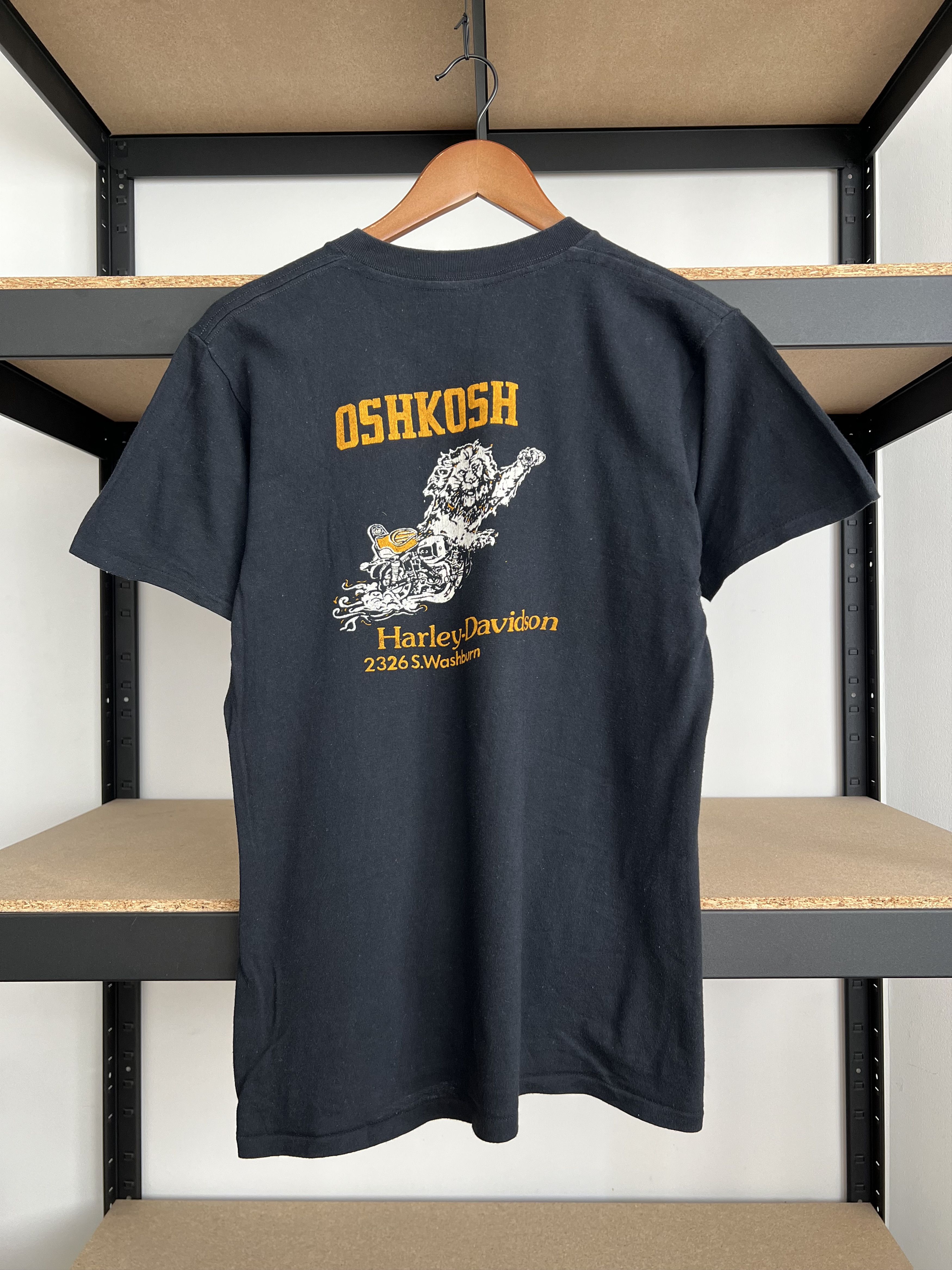 Harley Davidson Vintage 70s 80s Harley Davidson Oshkosh Wisconsin USA Tshirt Size US M / EU 48-50 / 2 - 2 Thumbnail