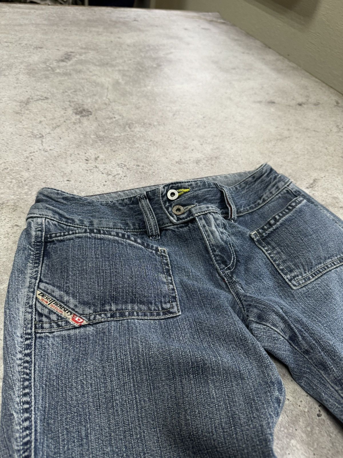 Diesel × Vintage Vintage Diesel Flare Faded Denim Jeans Size US 28 / EU 44 - 6 Thumbnail