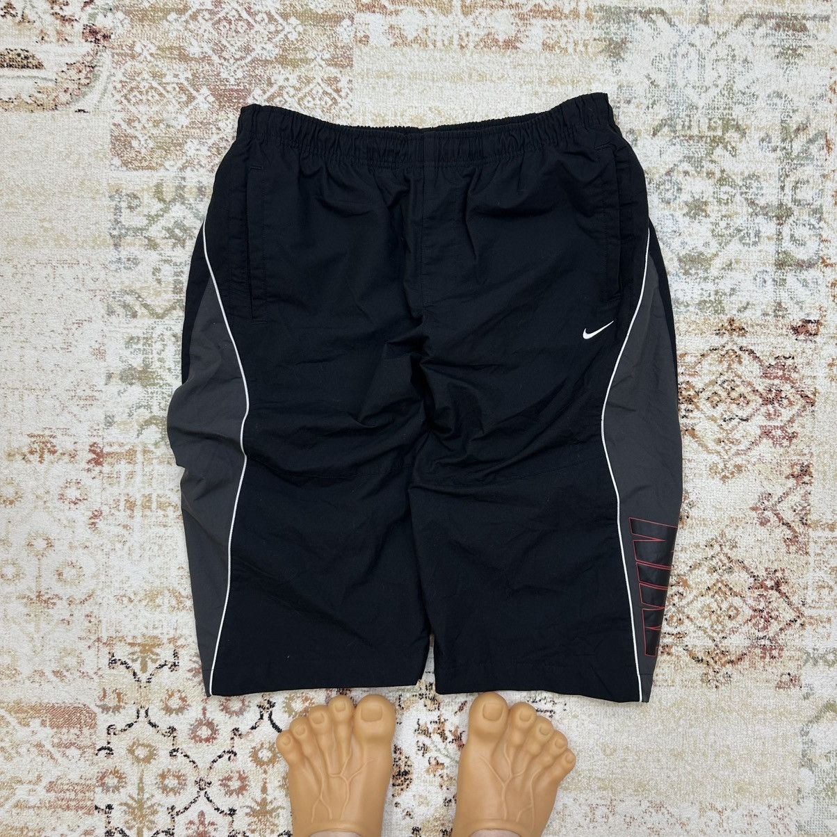 Nike × Vintage Vintage Nike Shorts 1/4 Rap 90s Big Logo Y2K Baggy Size US 35 - 2 Thumbnail