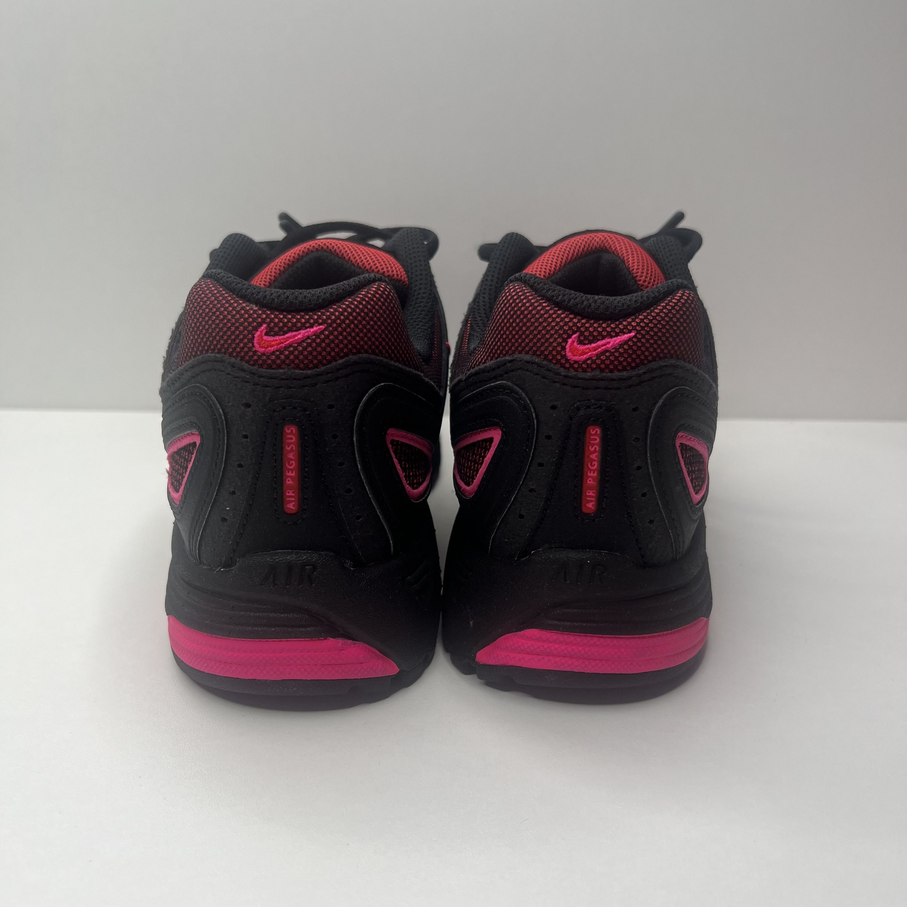 Nike Nike Air Pegasus 2005 "Black And Fire Red" Gr 37,5 Size US 6.5 / IT 36.5 - 8 Thumbnail