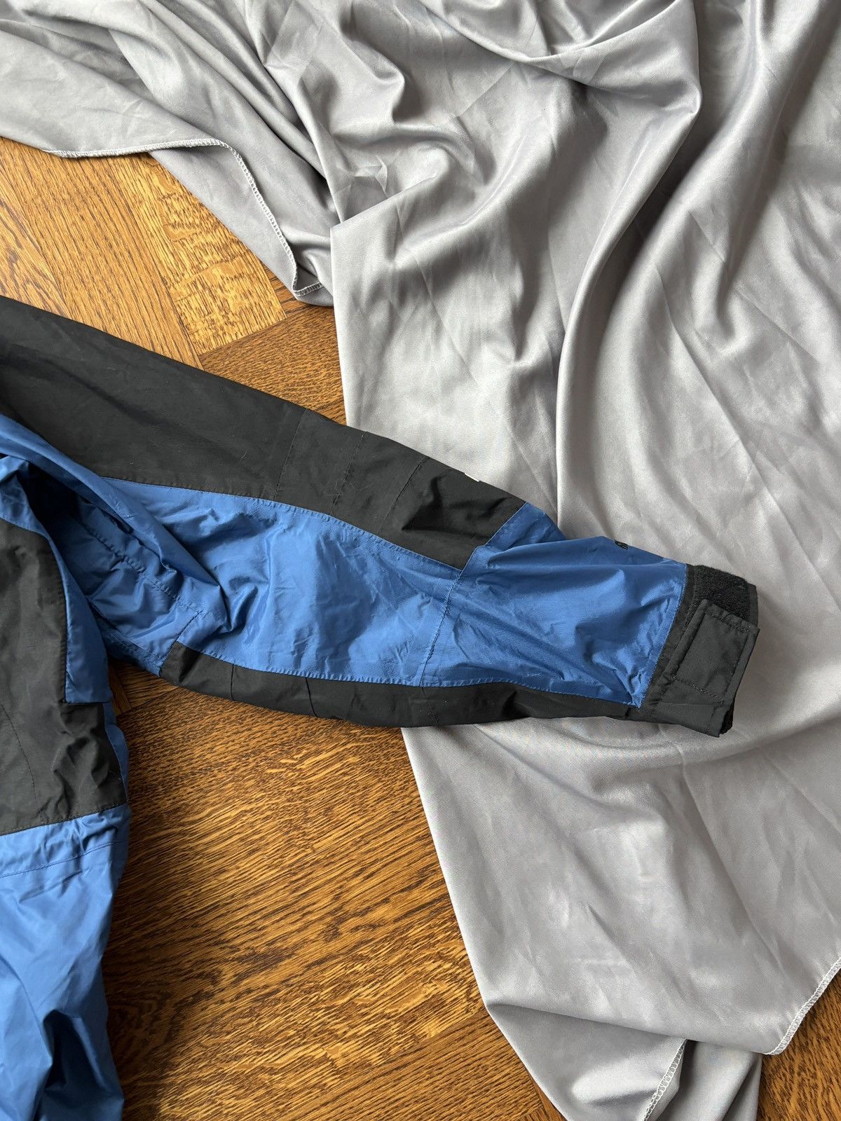Goretex × The North Face × Vintage Vintage North Face Gore-tex Shell Jacket 1990s TNF Extreme M Size US M / EU 48-50 / 2 - 6 Thumbnail