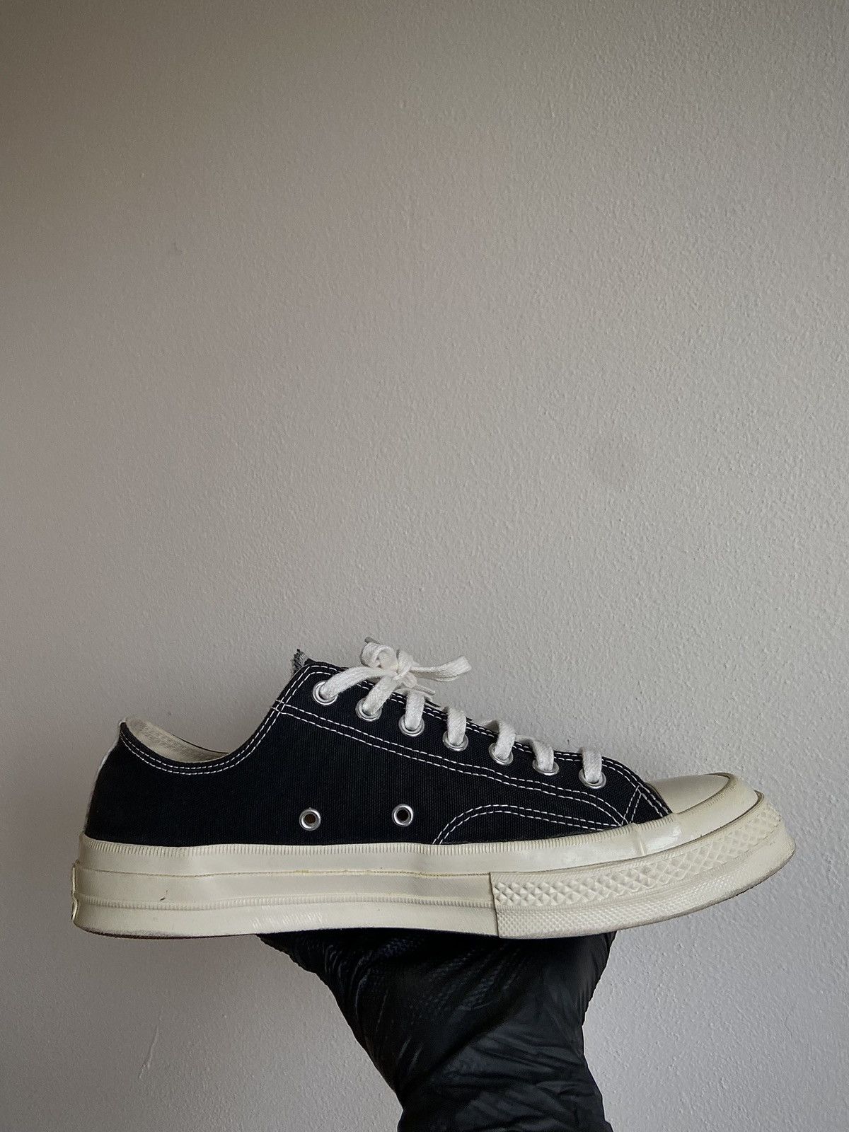 Comme des Garcons PLAY × Converse CDG Play x Converse Black Low Size US 11 / EU 44 - 6 Thumbnail