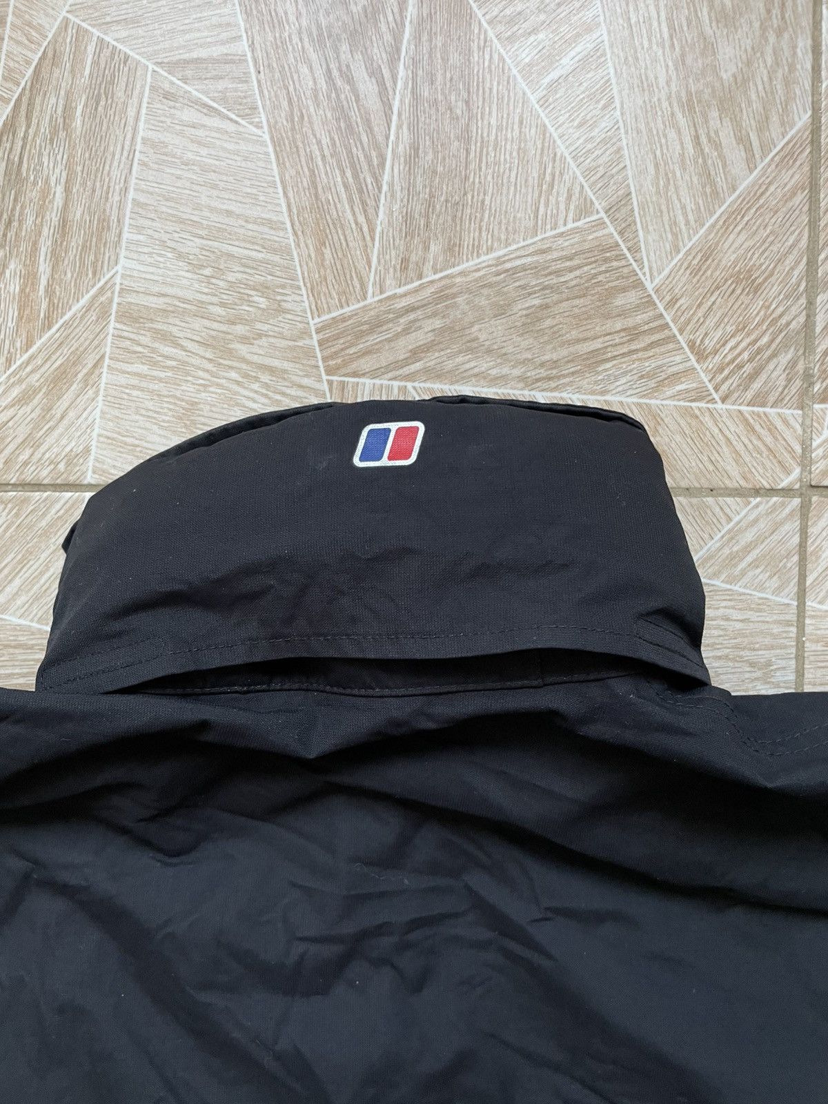 Outdoor Berghaus AQ2 Waterproof Men's L Windbreaker Nylon