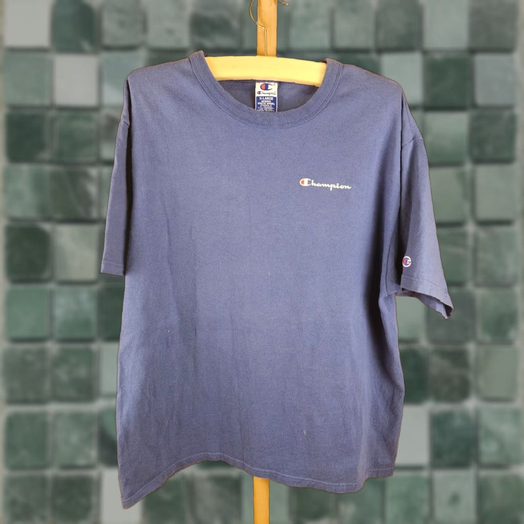 Champion VINTAGE Champion Cotton Blue T-Shirt SZ XLARGE Shirt Mens Short Sleeve Round Neck 24 30 Inch 90's Size US L / EU 52-54 / 3 - 1 Thumbnail