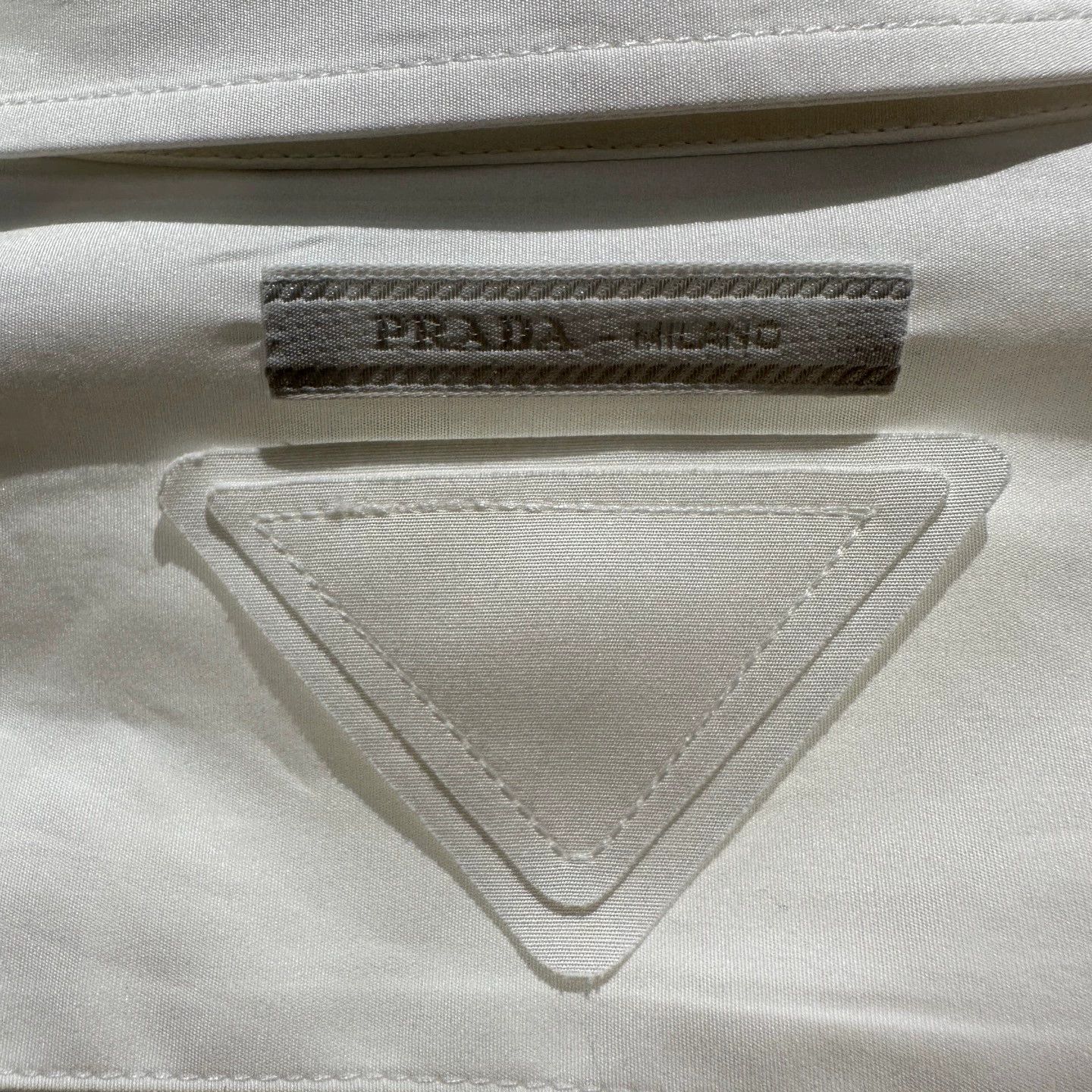 Prada Prada Crystal Button Triangle Logo LS Shirt 36 Size XS / US 0-2 / IT 36-38 - 7 Thumbnail