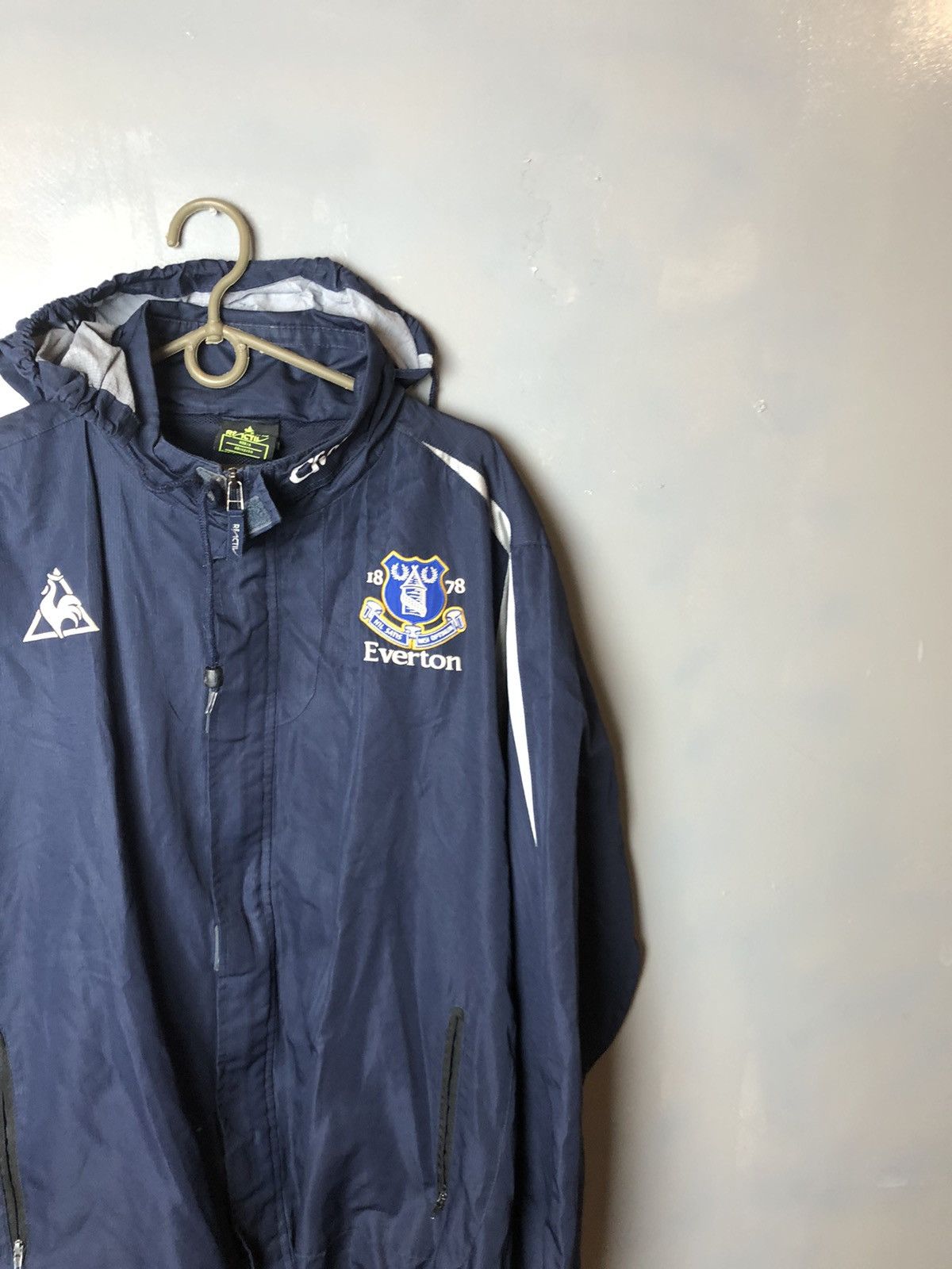Vintage Men’s vintage soccer jacket Umbro Manchester Sity size L Size US M / EU 48-50 / 2 - 3 Thumbnail