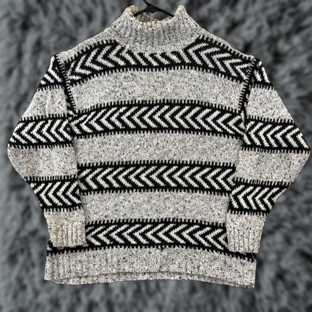 Vintage VINTAGE LizWear Sweater Women Large Beige Geometric 90s Turtleneck Knit Pullover Beigetone Beige Geometric 90s Turtleneck Pullover Women L Size L / US 10 / IT 46 - 1 Thumbnail