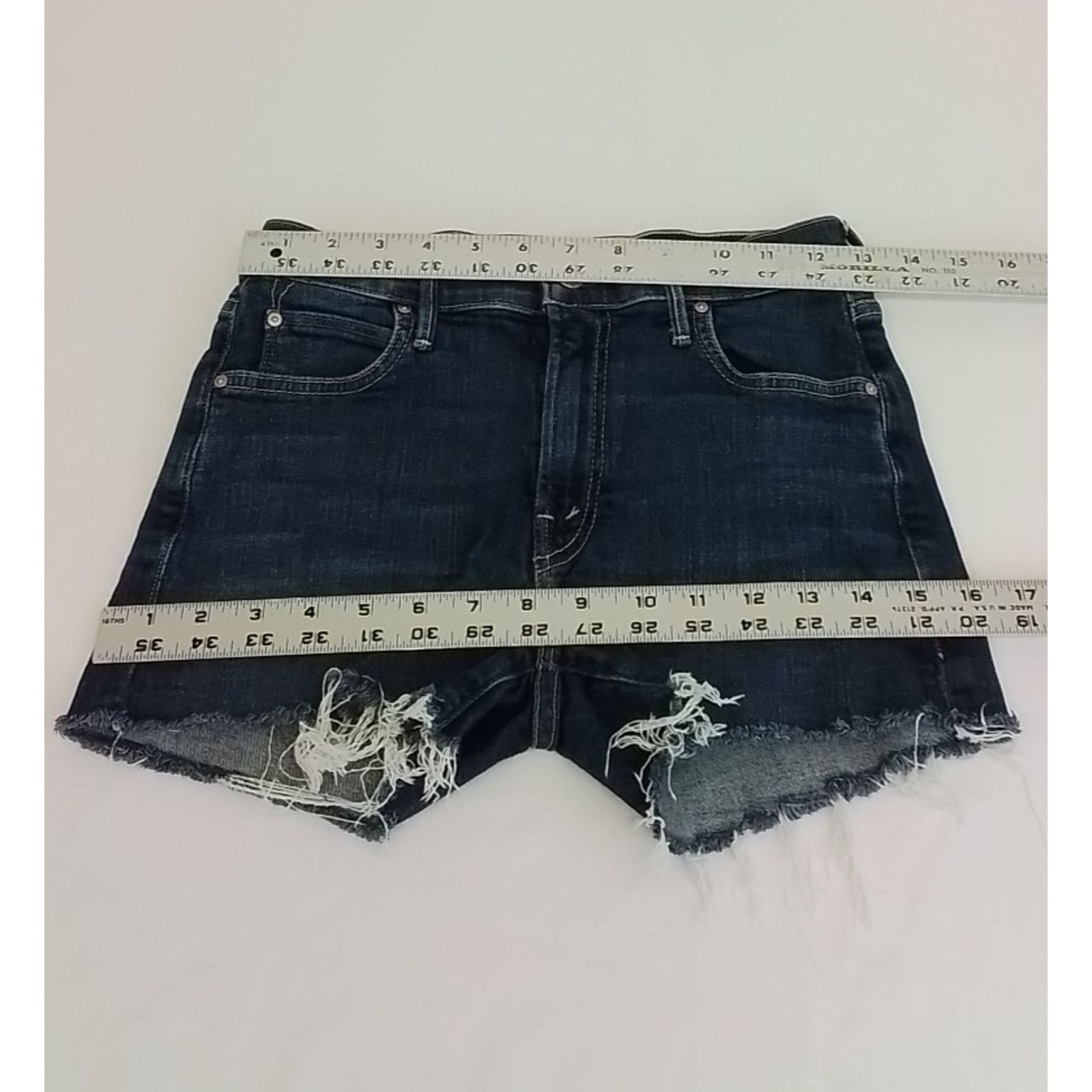 MOTHER Mother Charmer Shorts Women's 24 Dark Distressed 2" Inseam Size 24" / US 00 / IT 34 - 13 Thumbnail