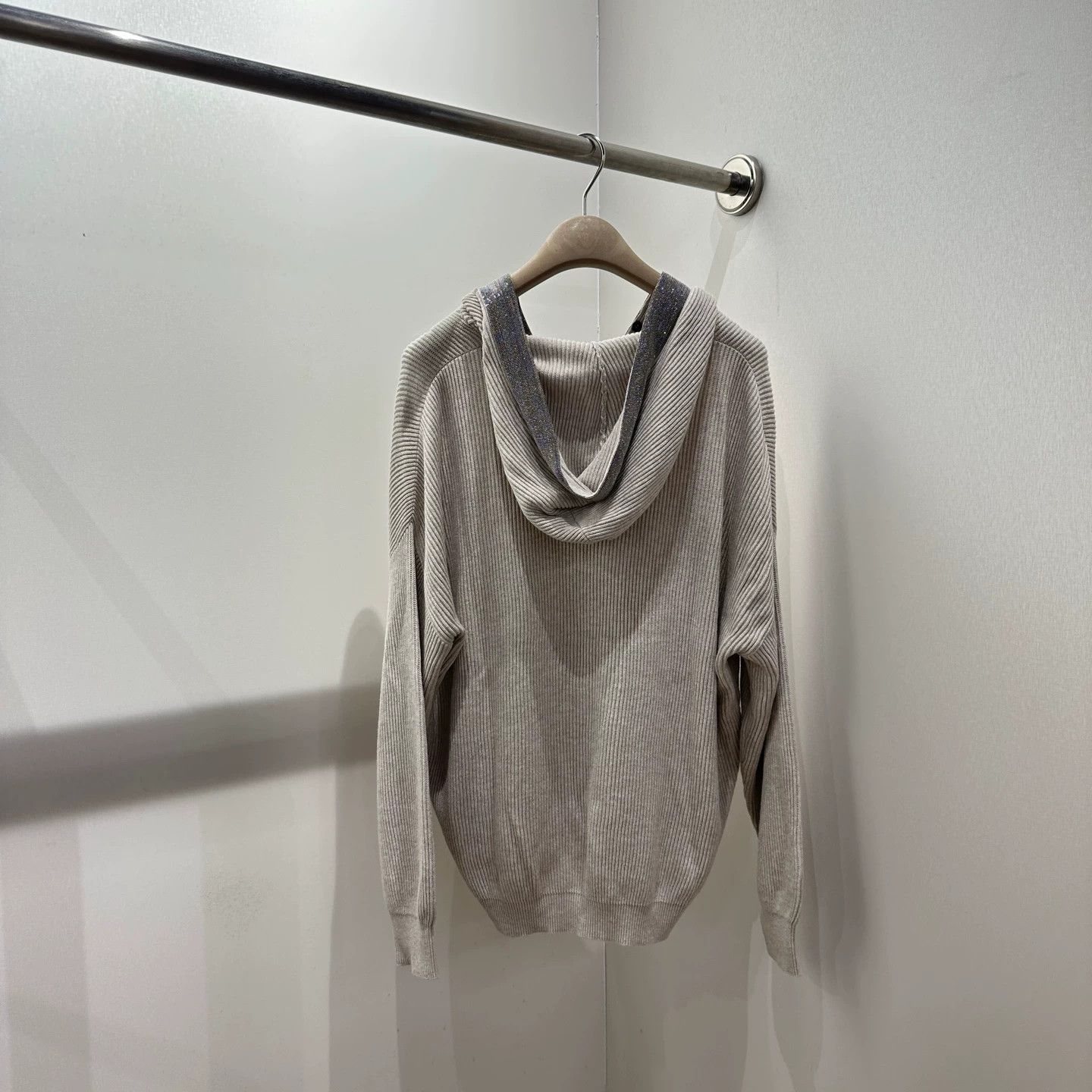 Brunello Cucinelli Brunello Cucinelli mar123 beaded knit hoodie L Size L / US 10 / IT 46 - 2 Thumbnail