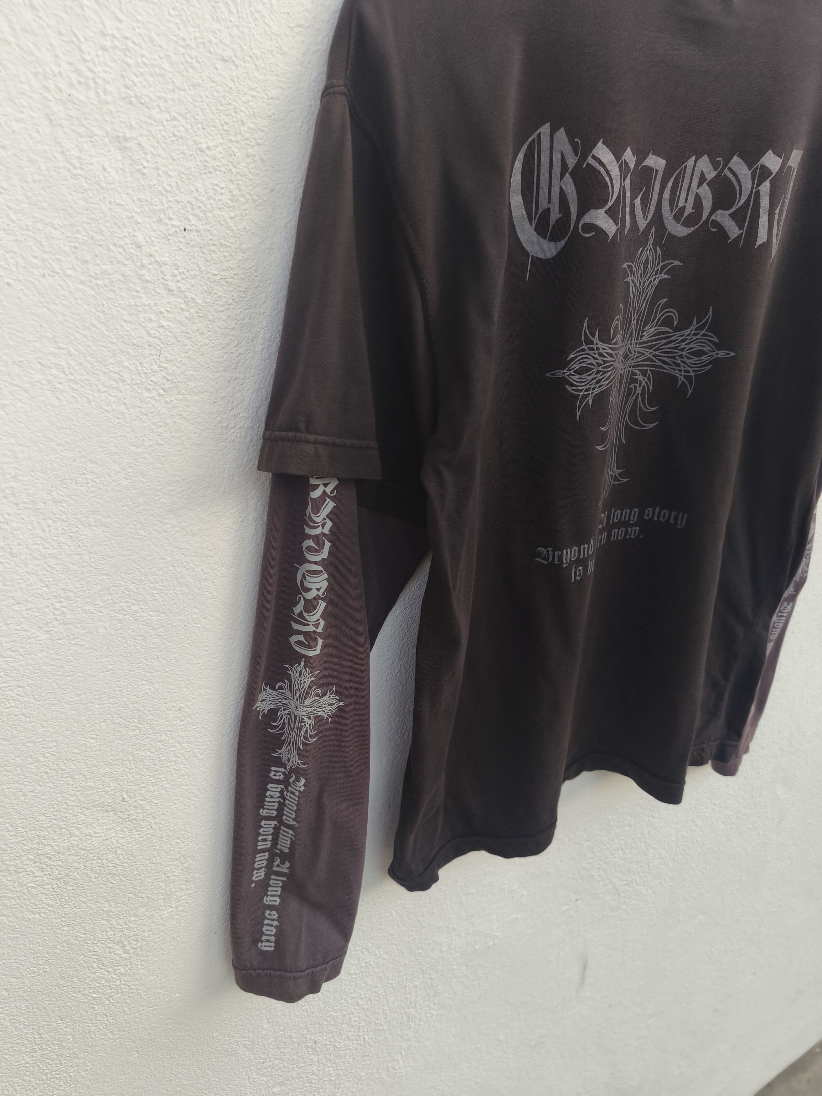 Beauty Beast 🔥 Vtg y2k Ori Ori gothic double sleeve chrome heart Size US M / EU 48-50 / 2 - 4 Thumbnail