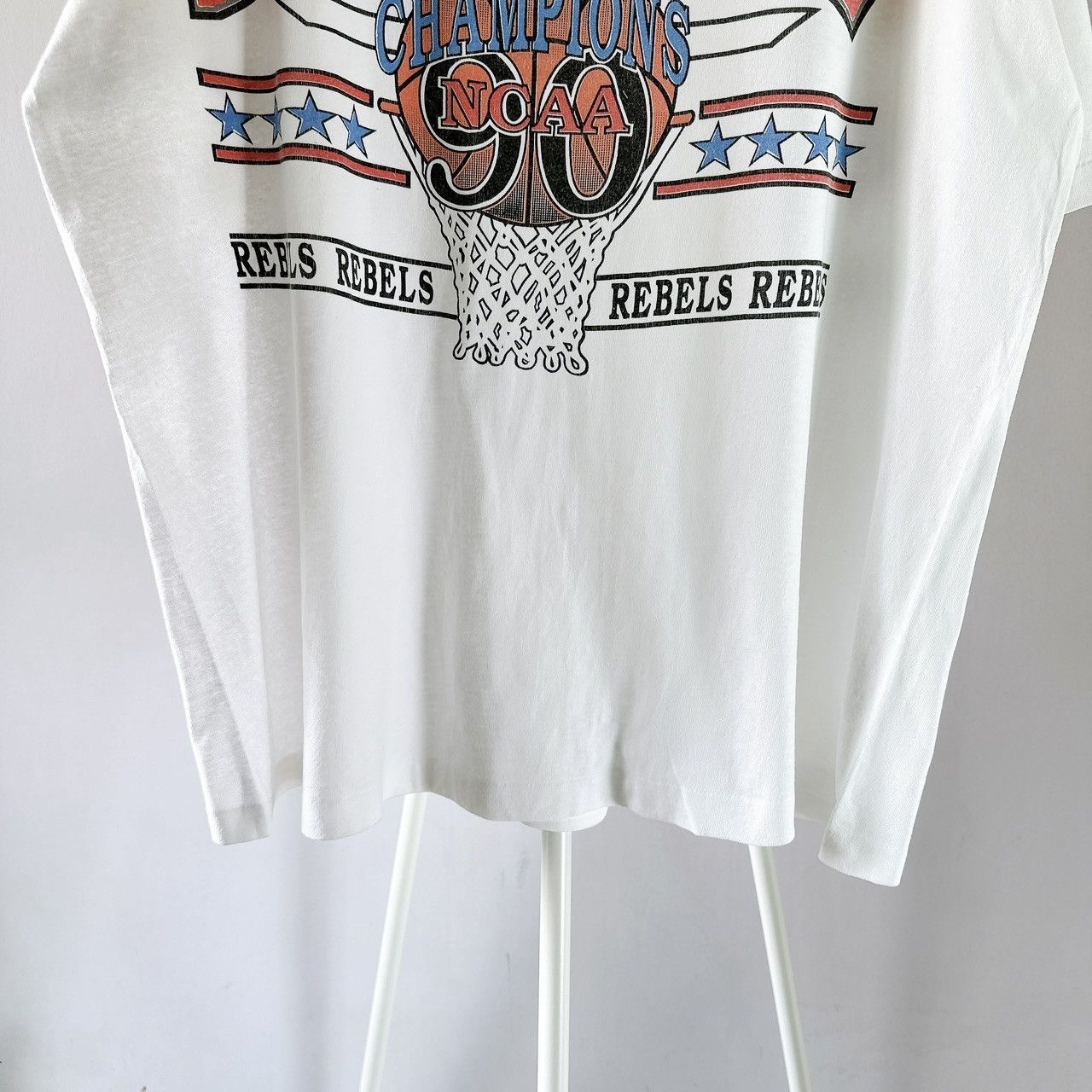 Logo 7 × Vintage 90s University of Nevada, Las Vegas UNLV Rebels t-shirt/ XL Size US XL / EU 56 / 4 - 4 Thumbnail