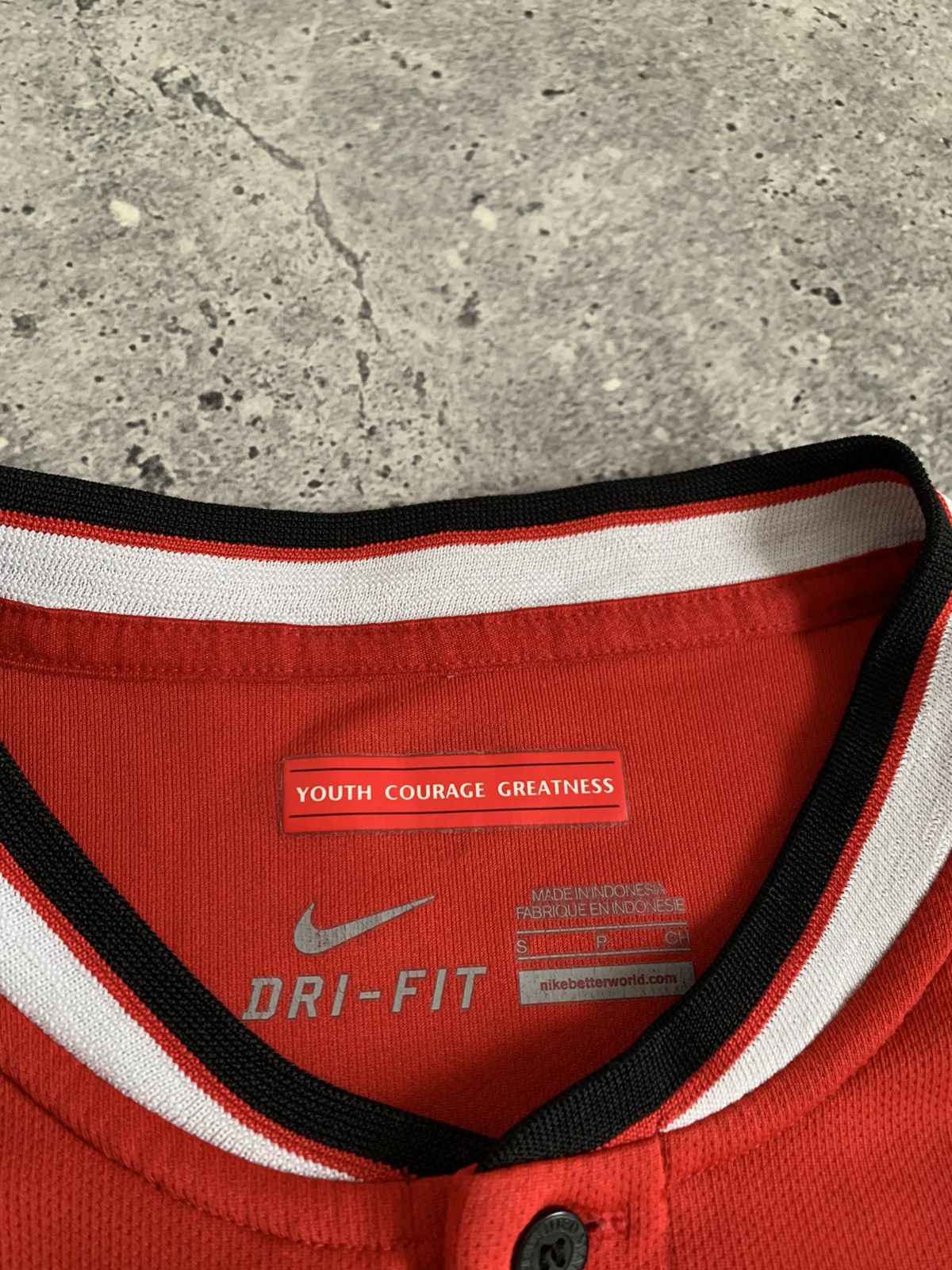 Nike Nike Manchester United 2013-14 Soccer Jersey BlokeCore Size US S / EU 44-46 / 1 - 3 Thumbnail