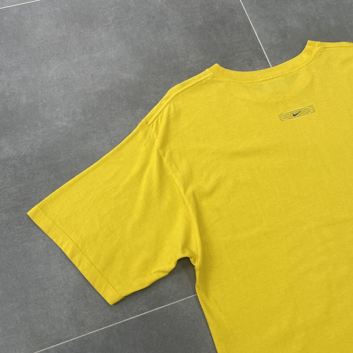 Nike × Vintage Vintage Nike T-Shirt Size M Size US M / EU 48-50 / 2 - 12 Thumbnail