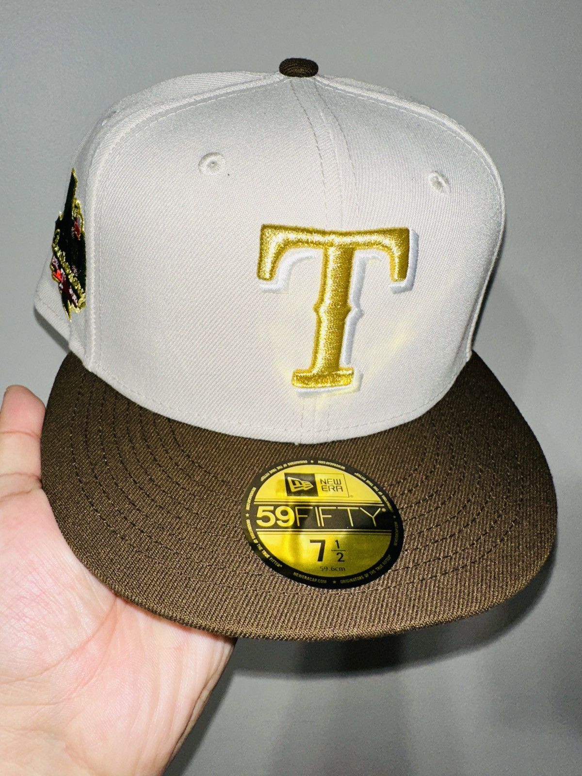 image of New Era Stash1250 Ty Mathis Texas Rangers Orgullo 7 1/2 in Brown, Men's