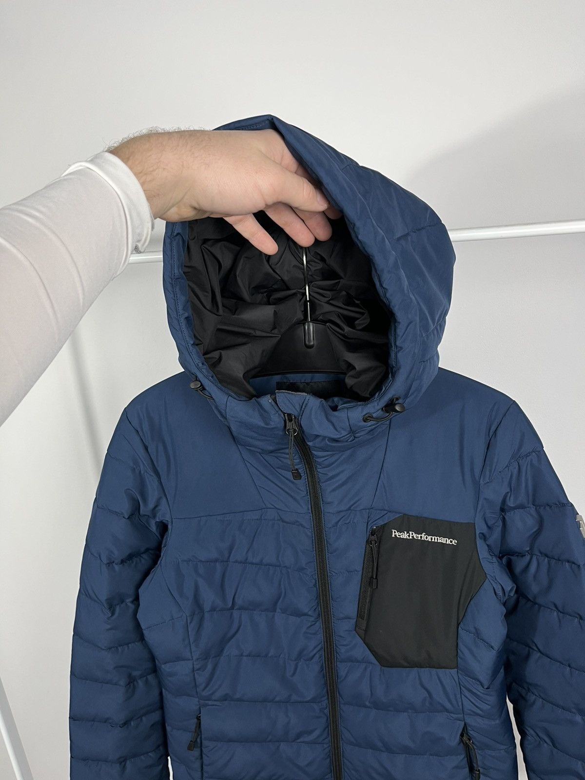 Peak Performance Peak Performance Women Puffer Jacket Synthetic Insulation M Size M / US 6-8 / IT 42-44 - 4 Thumbnail