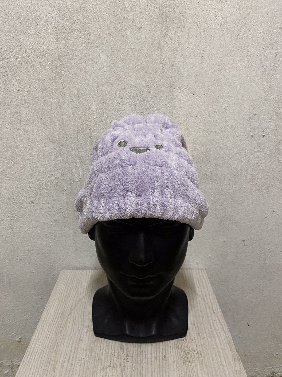 Cartoon Network × Japanese Brand Japanese Brand Rabbit Bunny Horn Beanie Hat Size ONE SIZE - 2 Thumbnail