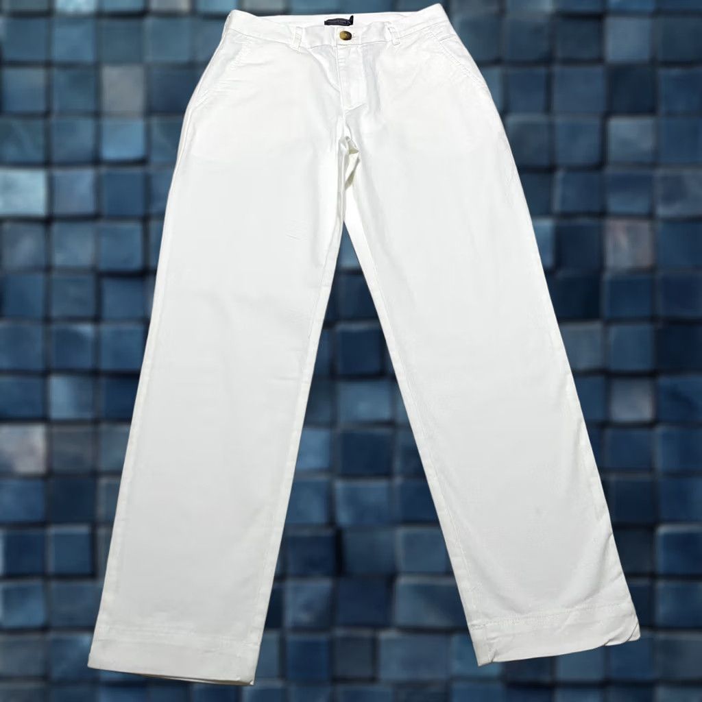 Vineyard Vines Vineyard Vines Pants Womens 4 White Straight Chino High Rise Casual Size 27" / US 4 / IT 40 - 1 Thumbnail