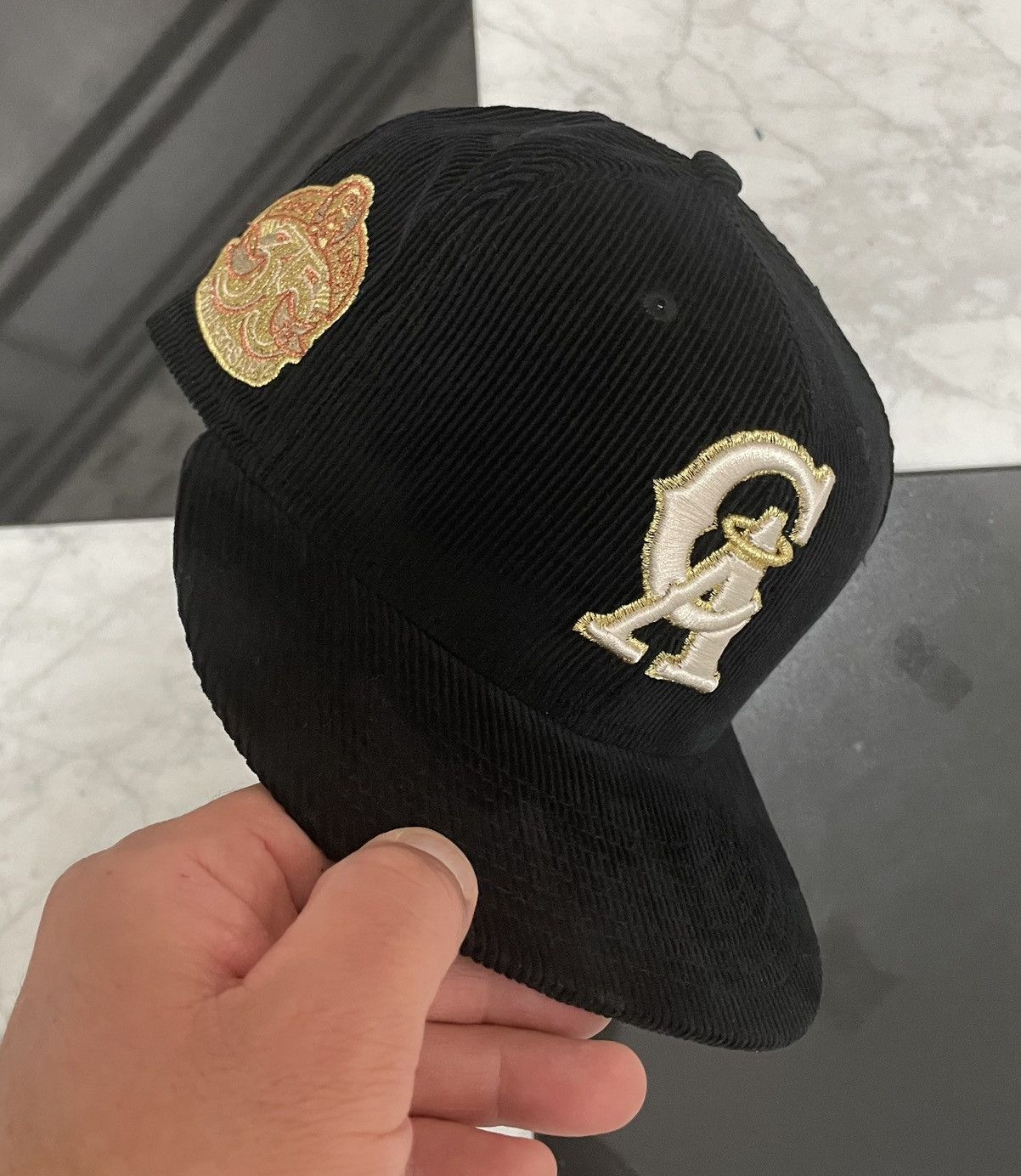 New Era 🔥 Exclusive Angels All Corduroy fitted size 7 Size ONE SIZE - 1 Thumbnail