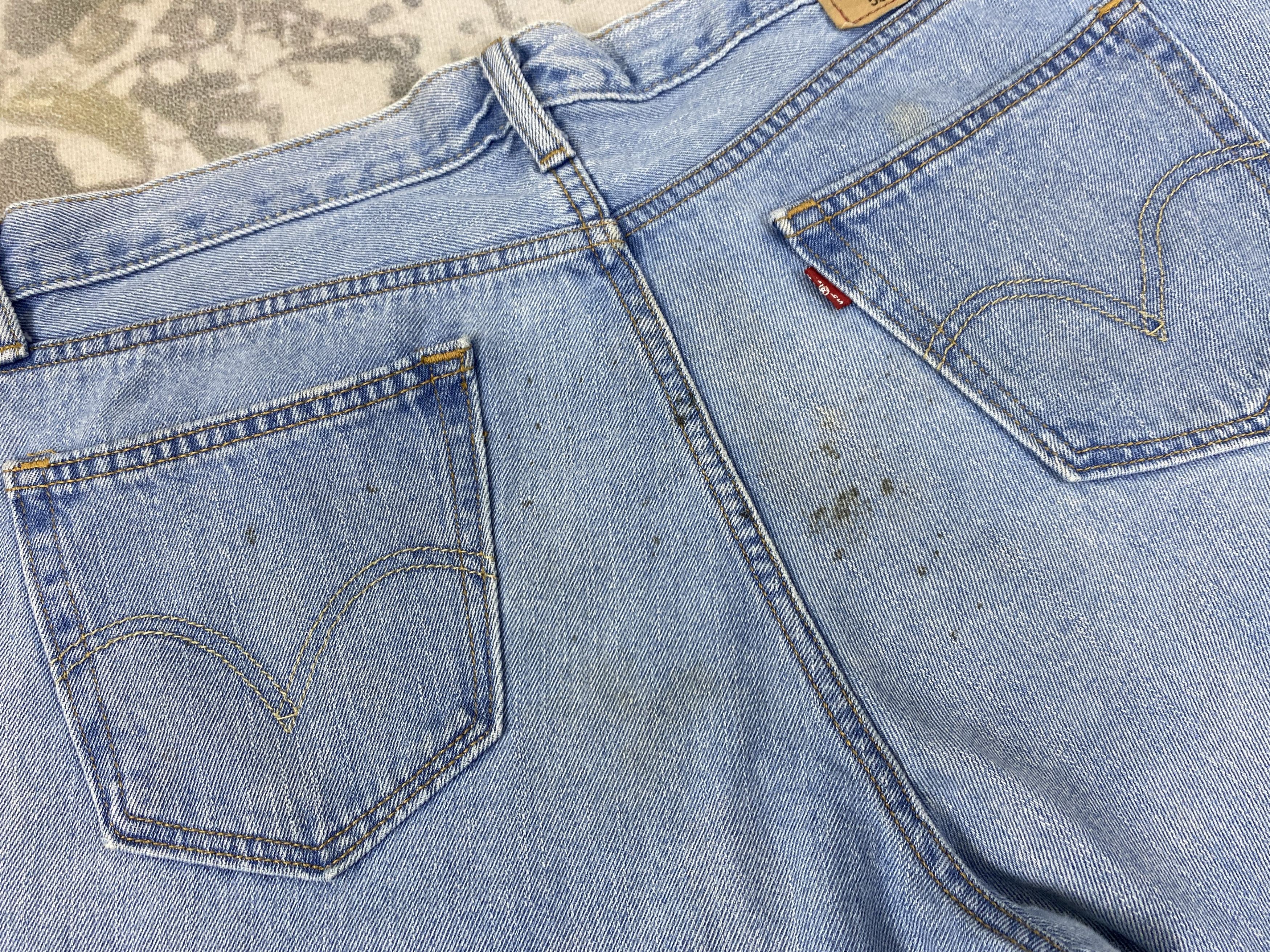 Levi's Blue Vintage Levi's 560 Jeans 38x33 Denim -JN2078 Size US 38 / EU 54 - 14 Thumbnail