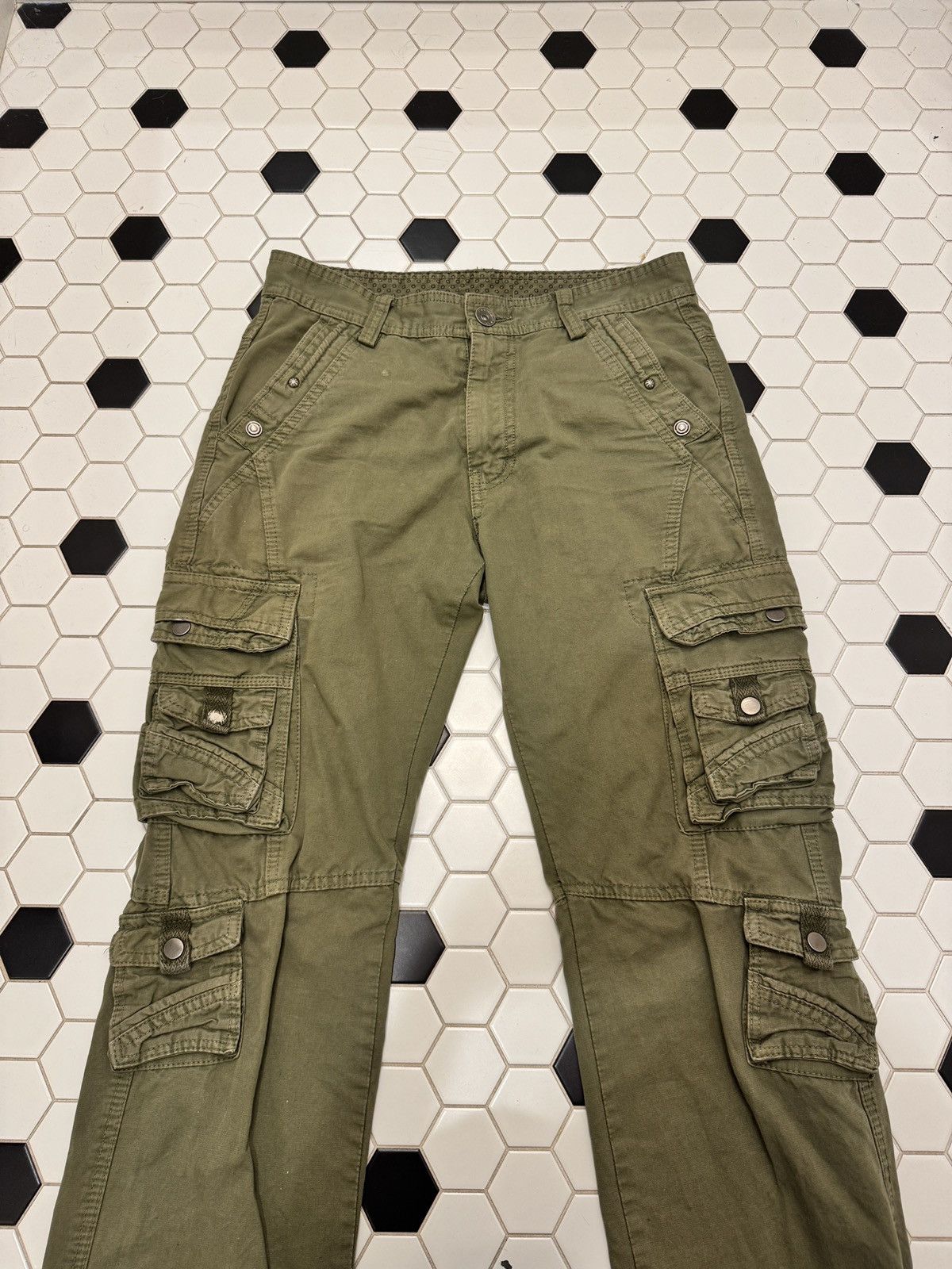 Other Green cargo pants Size US 28 / EU 44 - 1 Thumbnail
