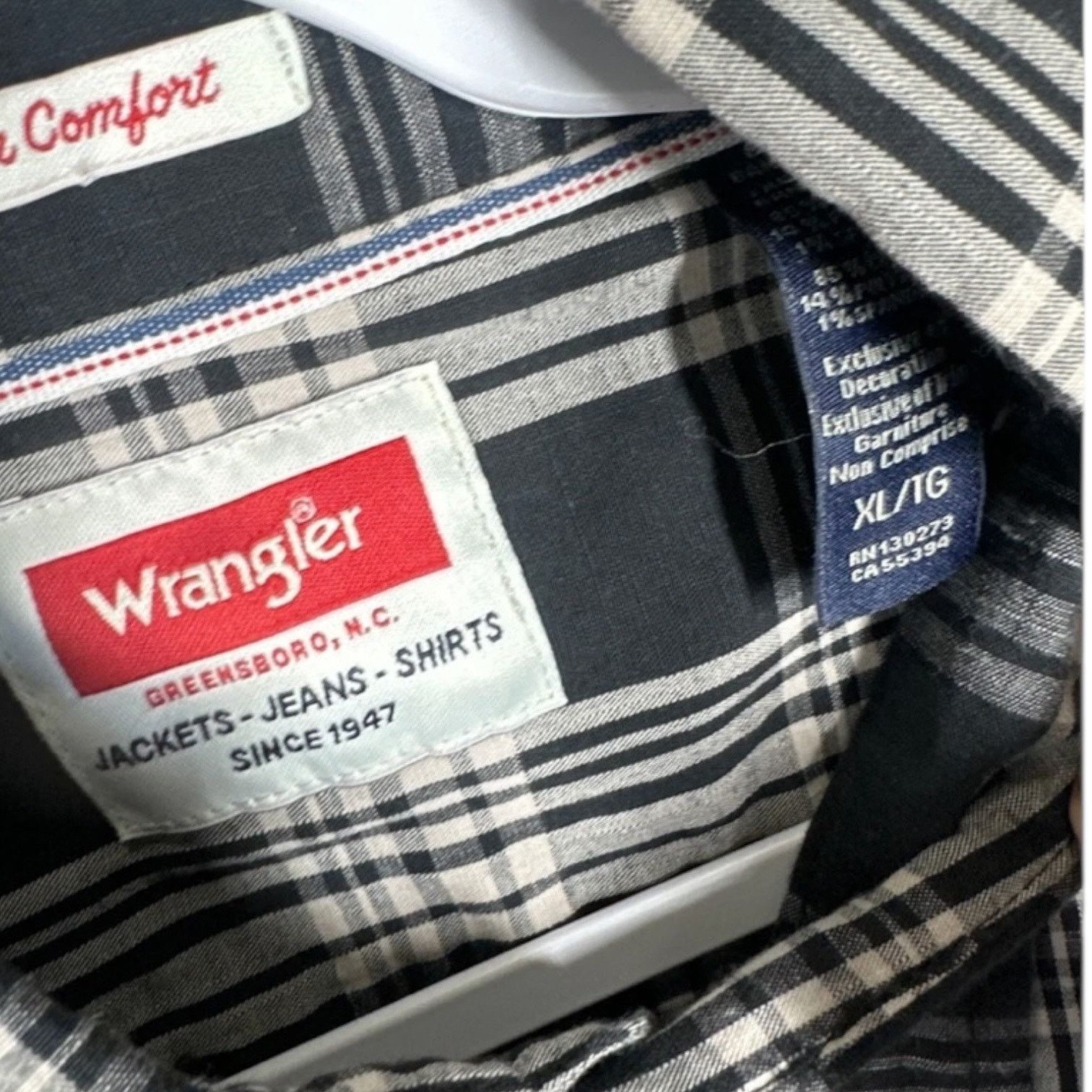 Wrangler Wrangler Mens Black & White Button Down Size XL Size US XL / EU 56 / 4 - 3 Thumbnail