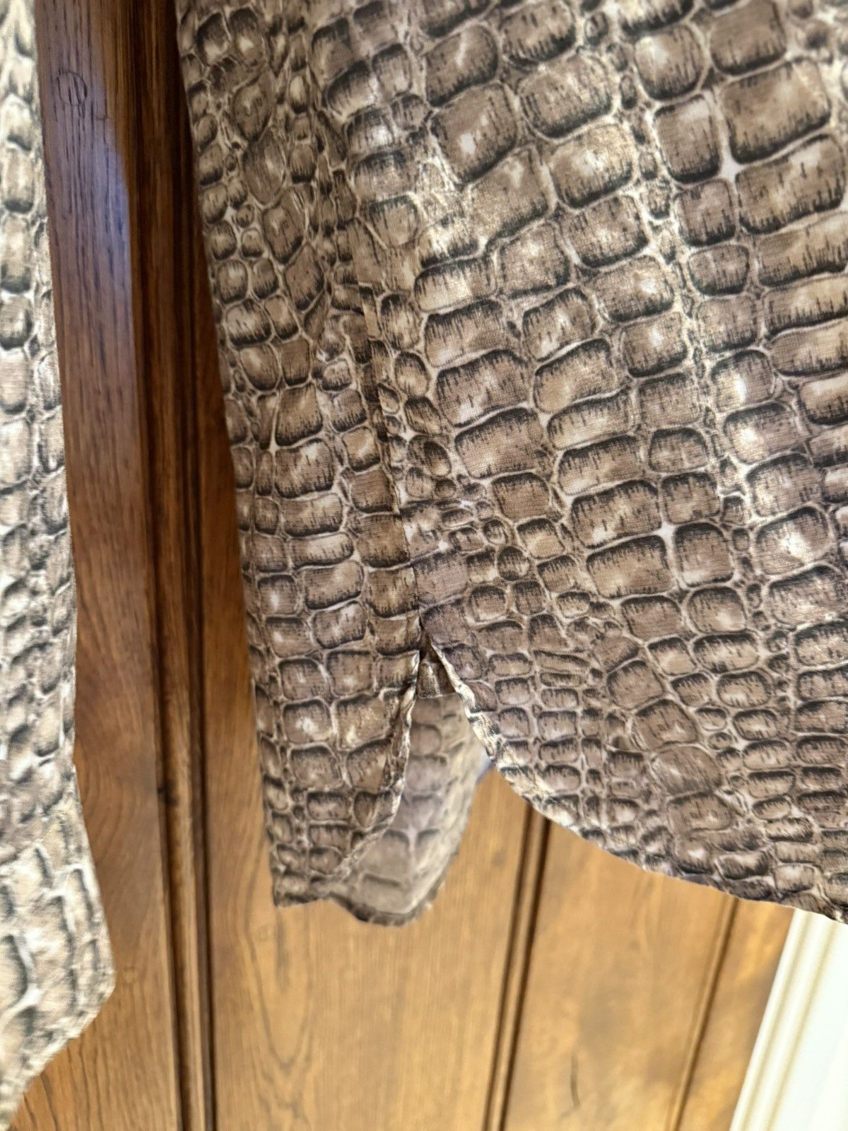 Saint Laurent Paris SS14 Saint Laurent crocodile shirt Hedi Slimane 40 Size US L / EU 52-54 / 3 - 15 Thumbnail