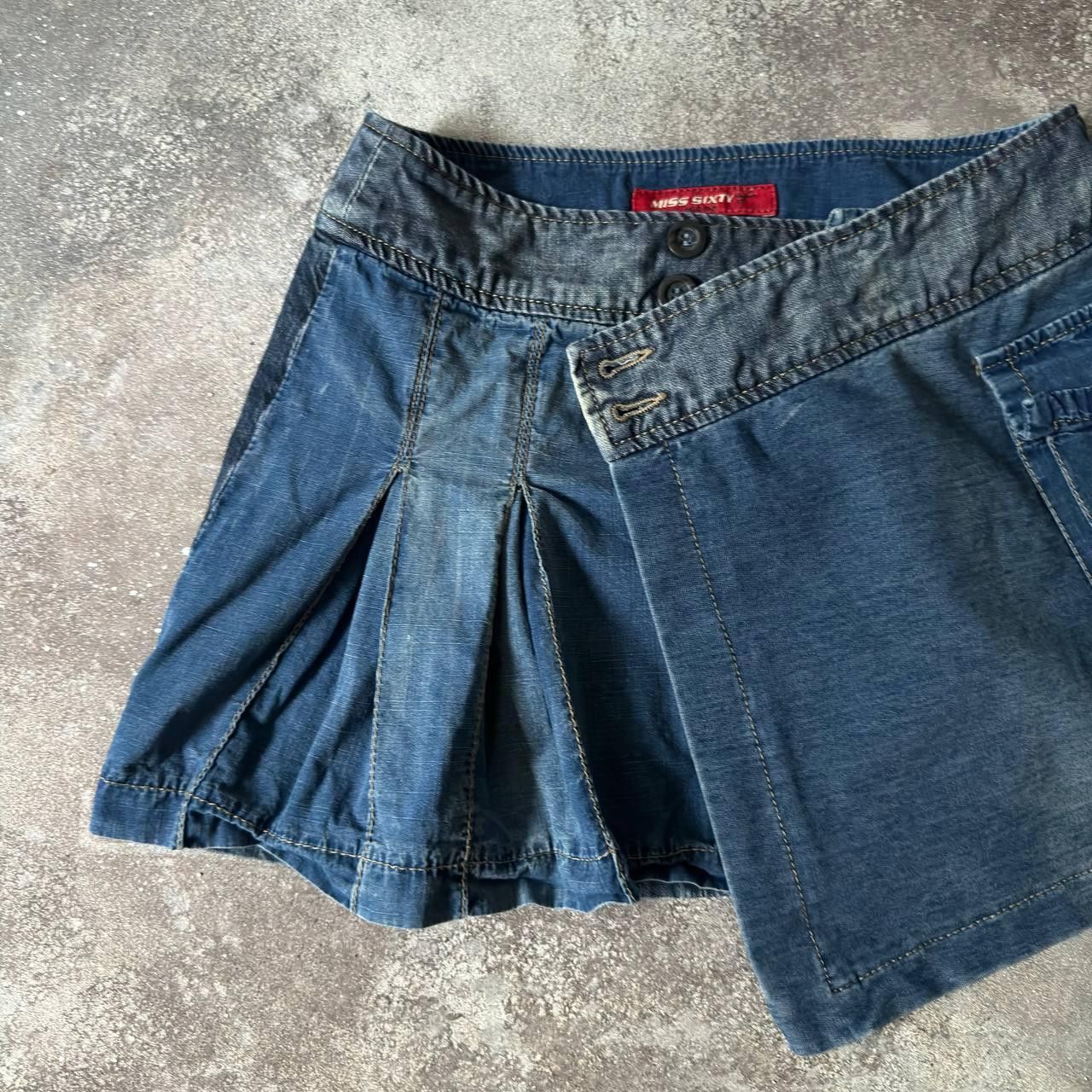 Japanese Brand × Miss Sixty × Vintage Y2K Miss Sixty Vintage Asymmetric Washed Denim Mini Skirt Size 28" / US 6 / IT 42 - 2 Thumbnail