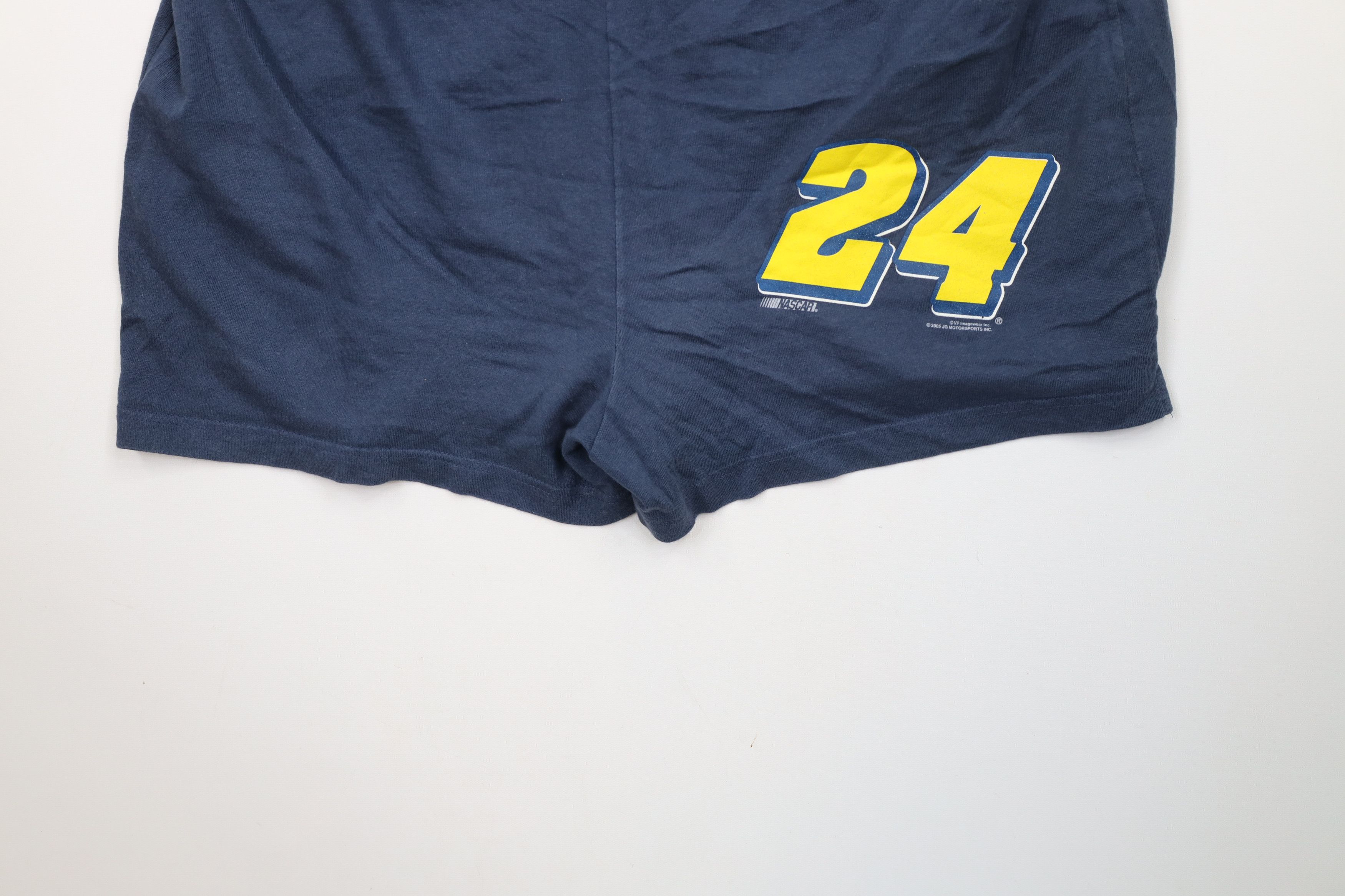Vintage Vintage Y2K 2005 NASCAR Jeff Gordon Racing Short Shorts Size 32" / US 10 / IT 46 - 12 Thumbnail